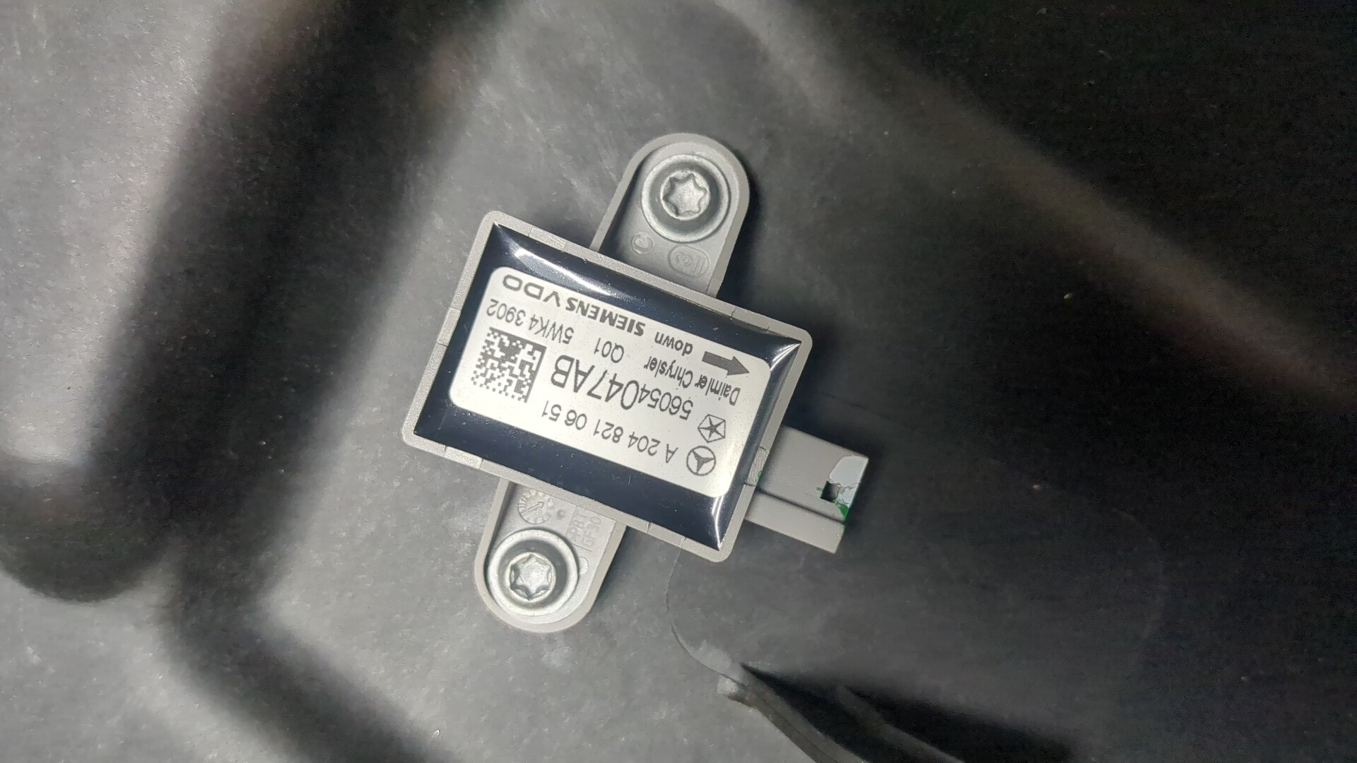 Стеклоподъемник электр. передний левый