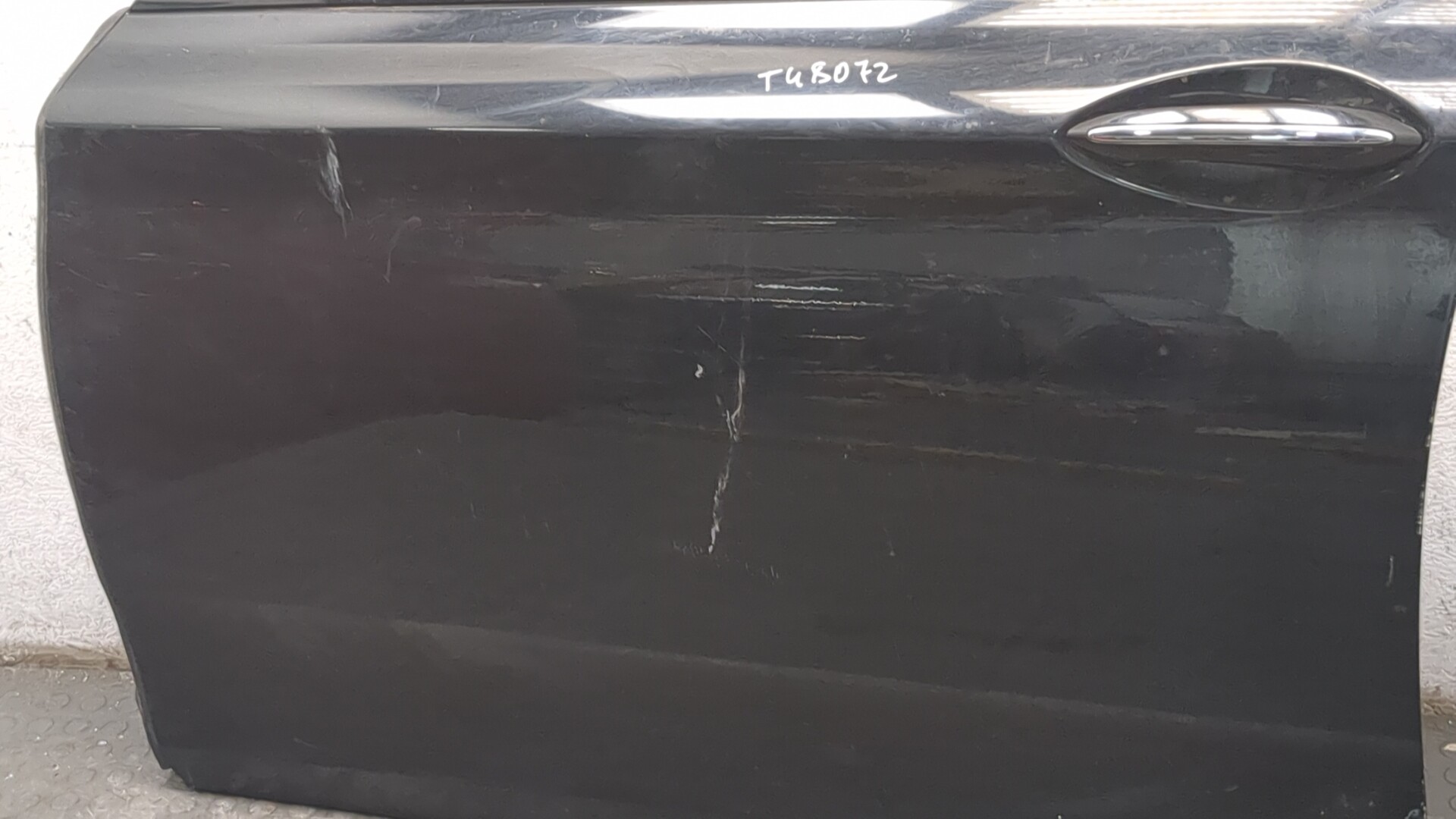 Дверь передняя левая