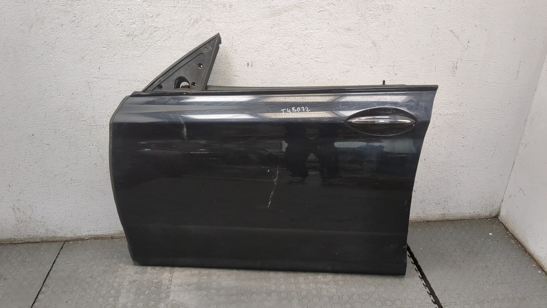 Дверь передняя левая