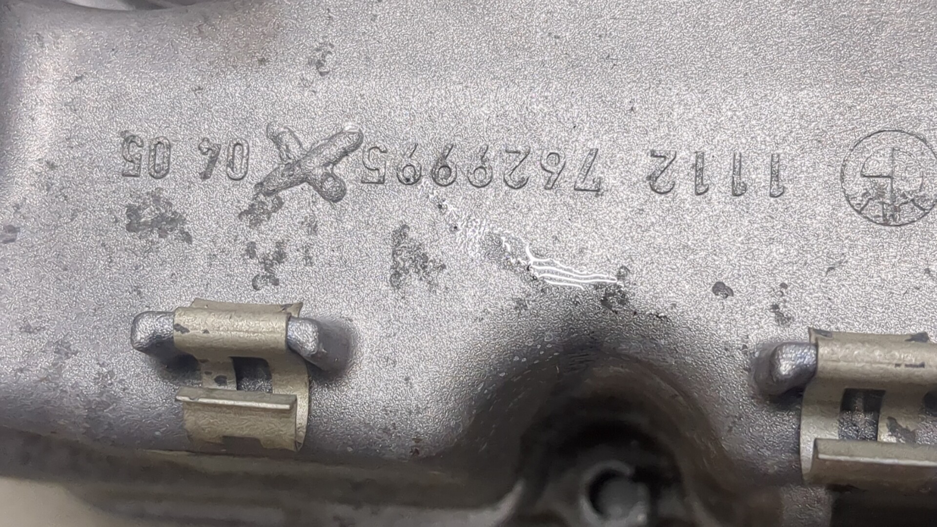 Крышка клапанная ГБЦ