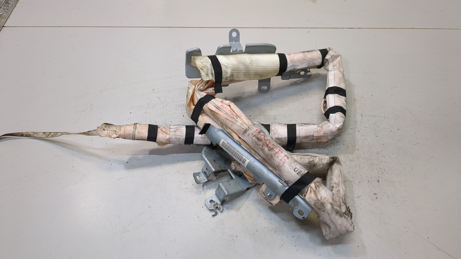 Подушка безопасности боковая (шторка)