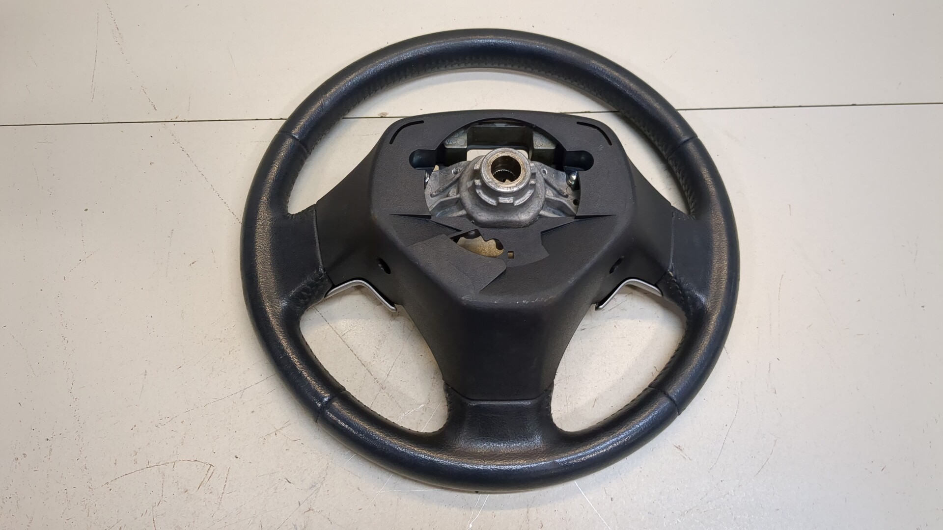 Рулевое колесо (руль)