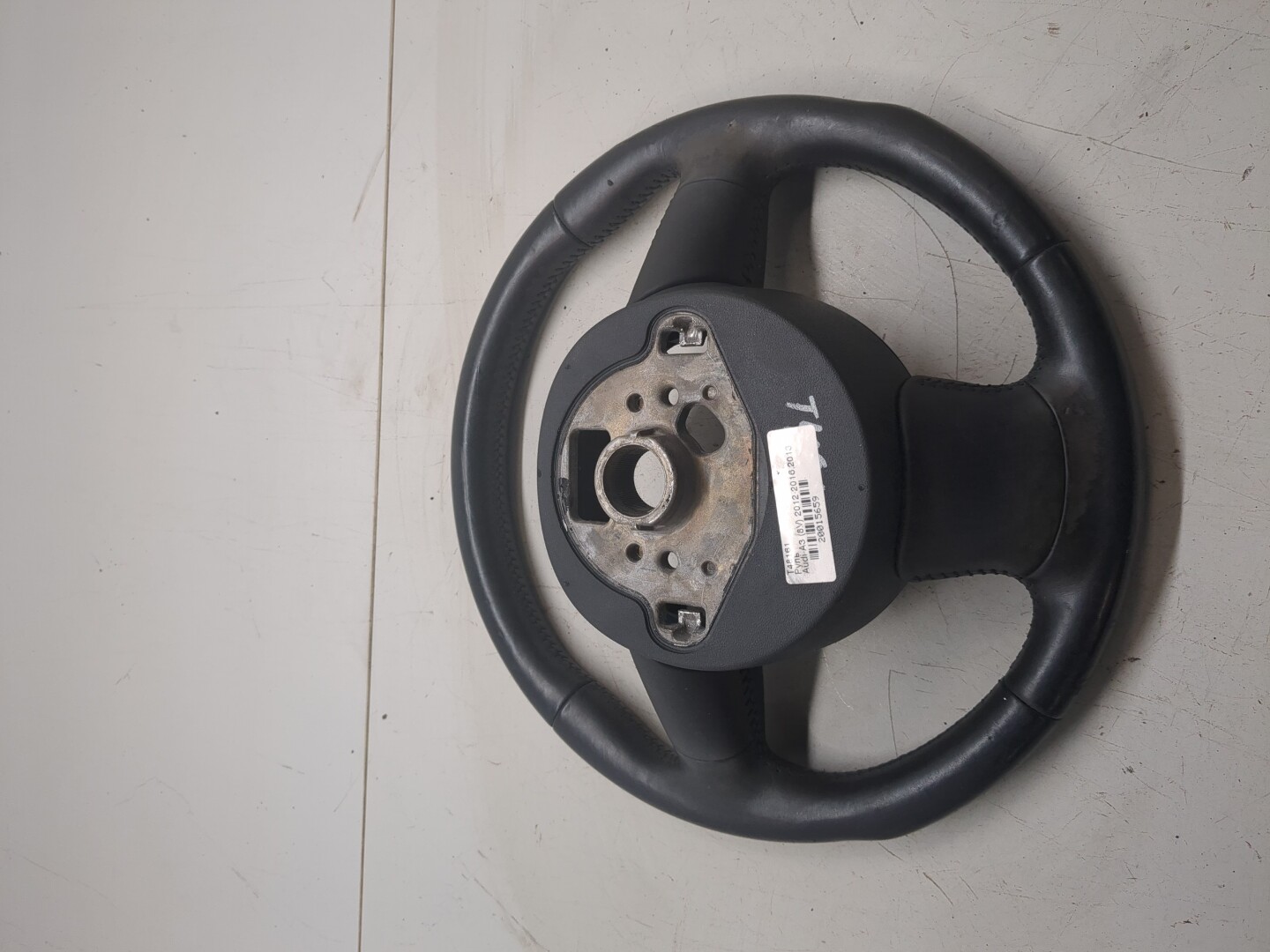 Рулевое колесо (руль)