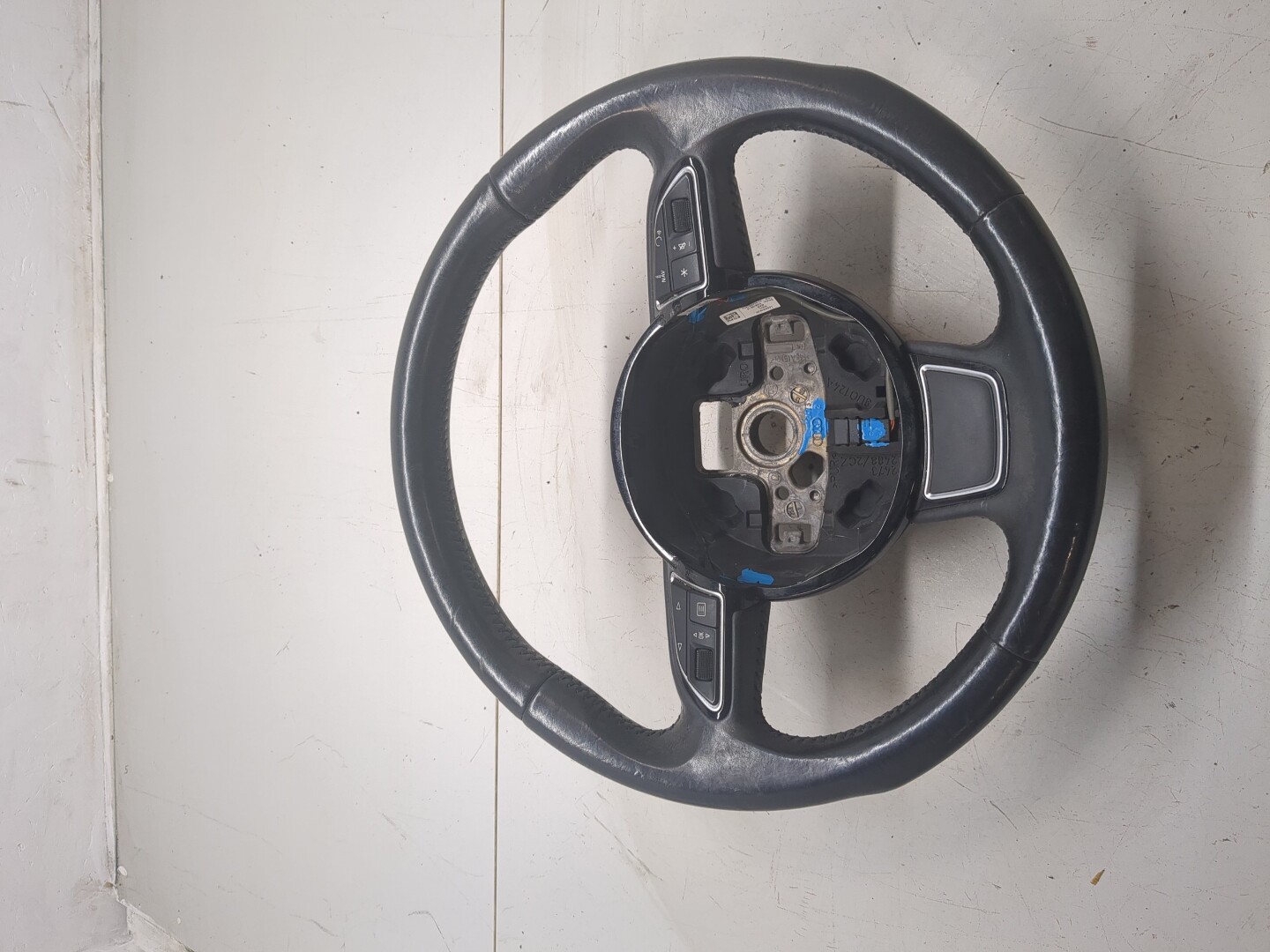 Рулевое колесо (руль)