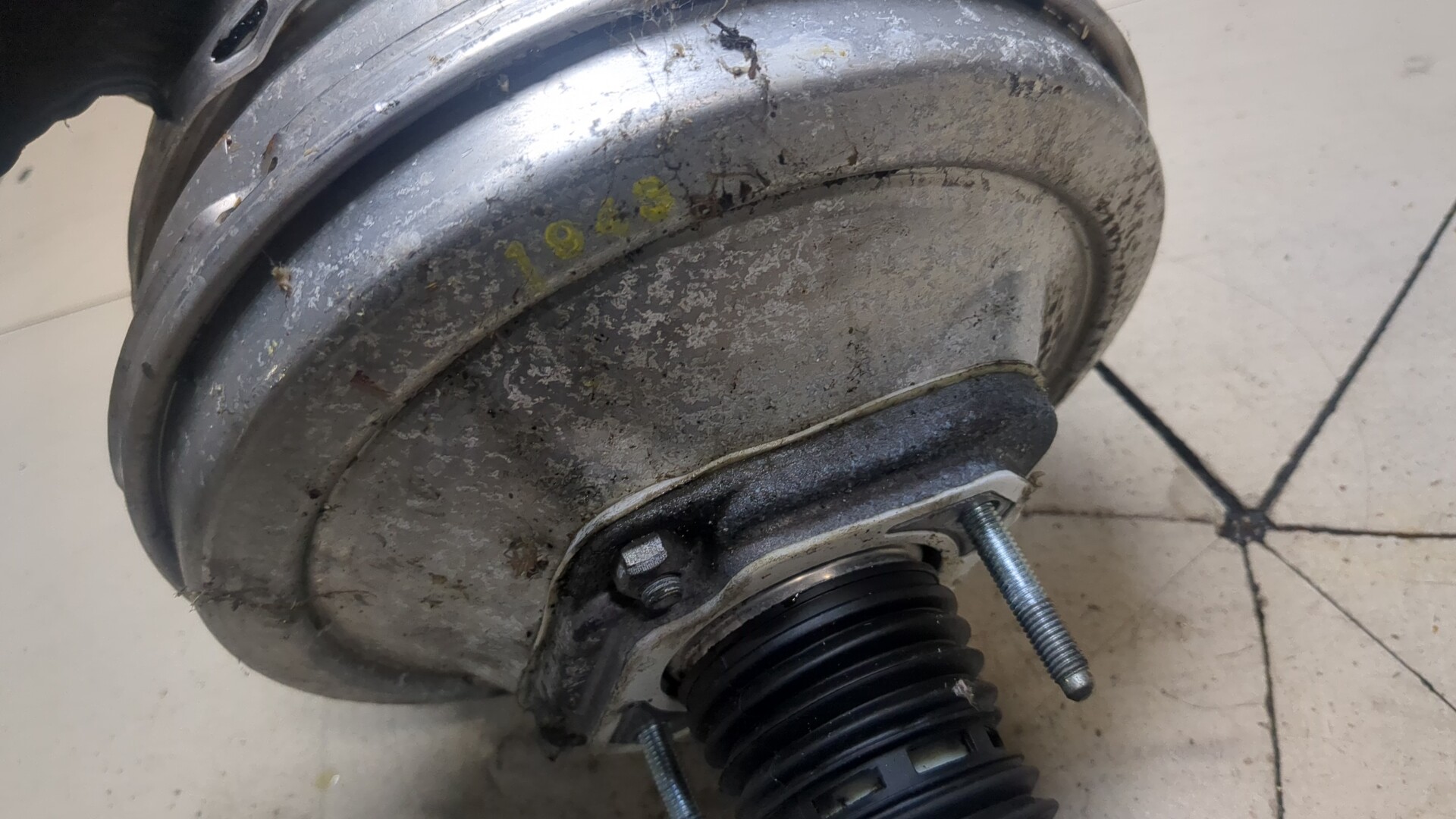 Цилиндр тормозной главный