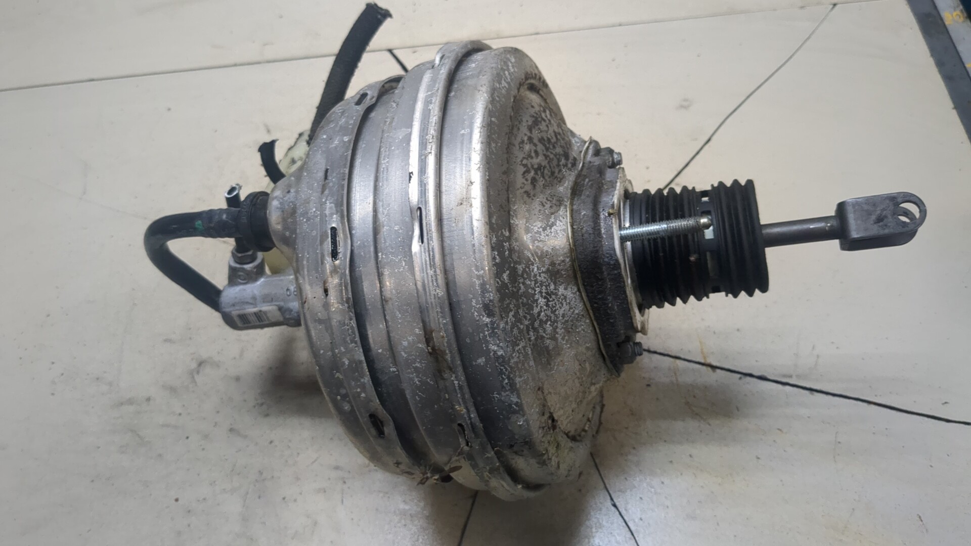 Цилиндр тормозной главный