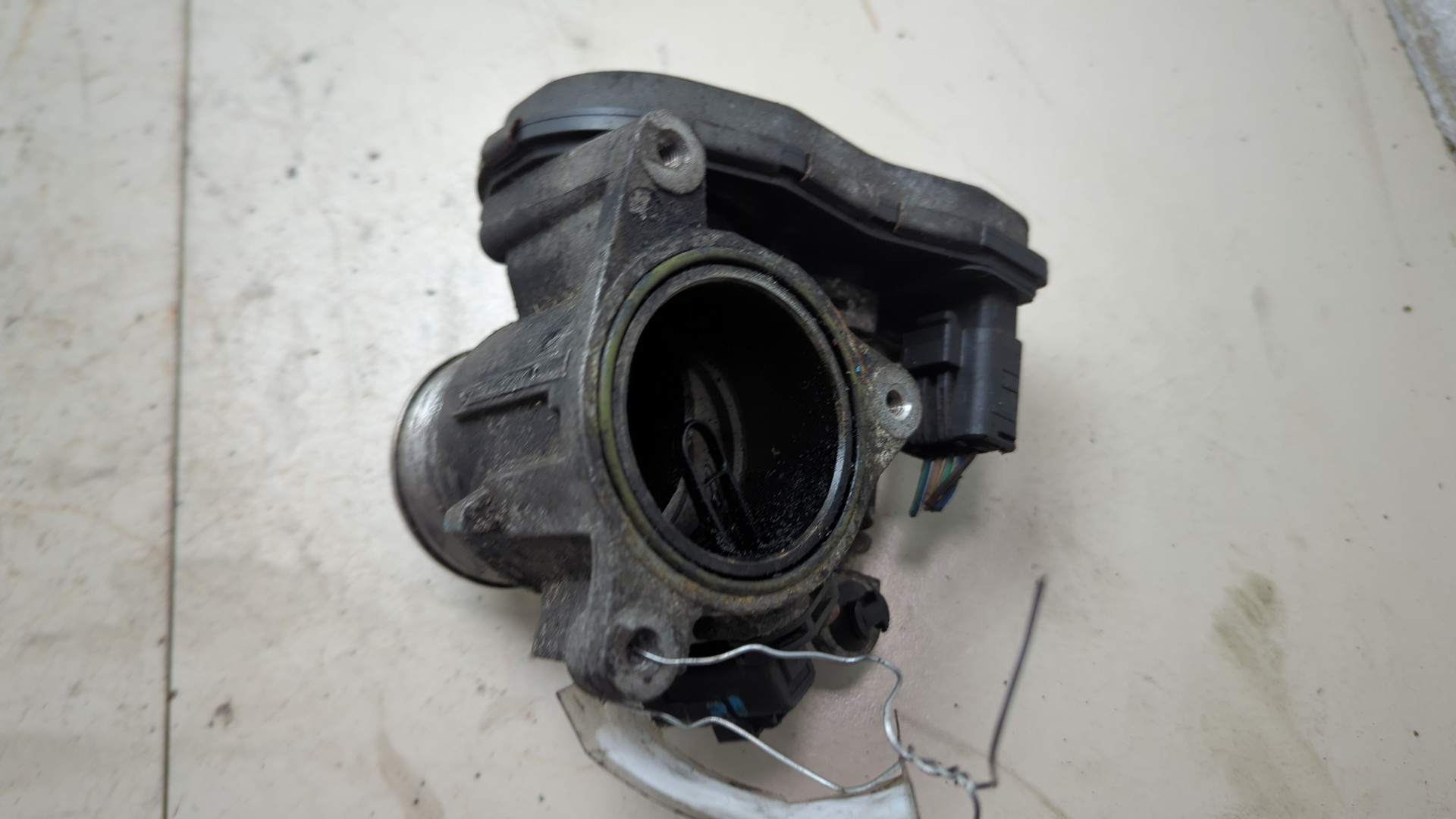 Заслонка дроссельная электрическая