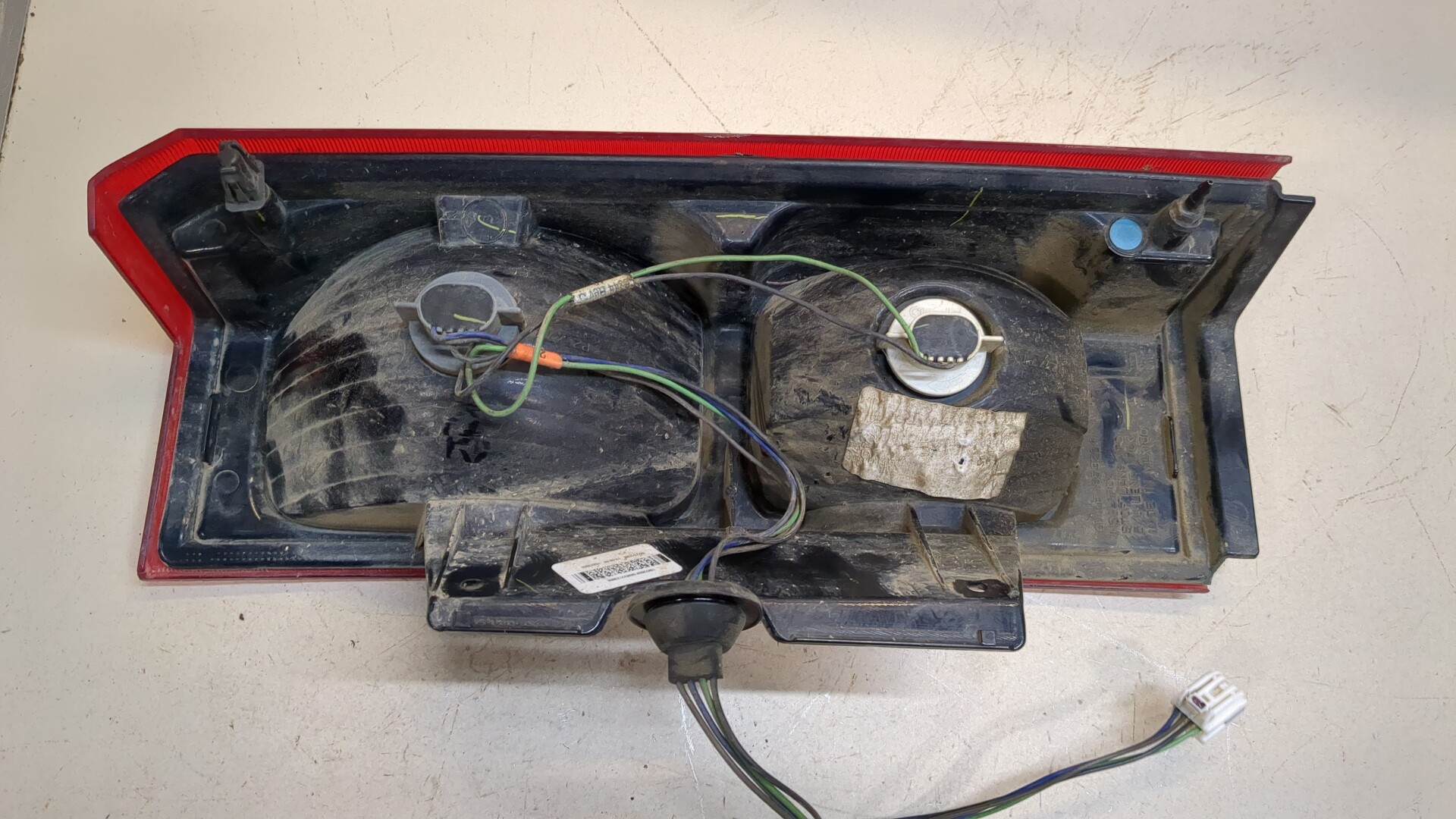 Фонарь задний левый