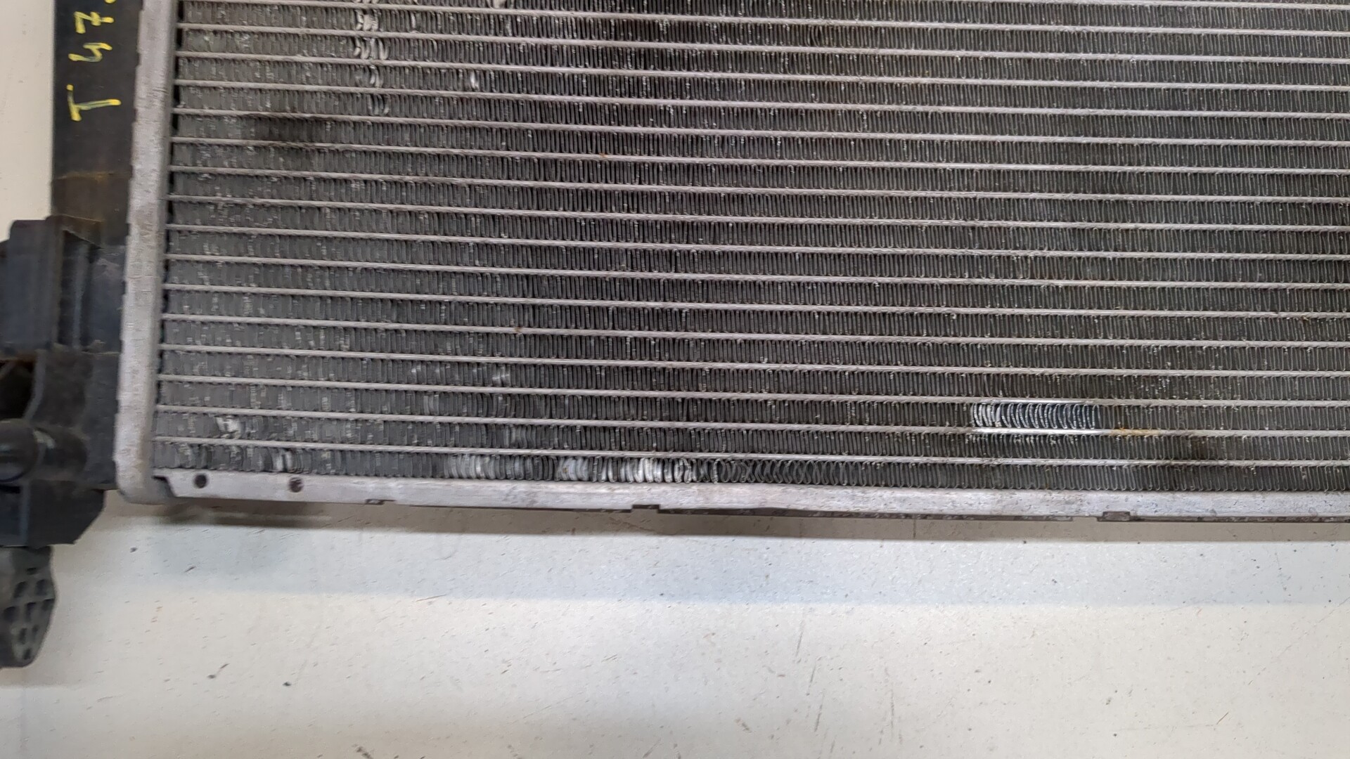 Радиатор охлаждения двигателя основной