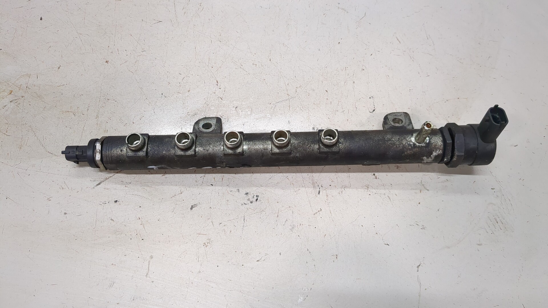 Рейка топливная (рампа)