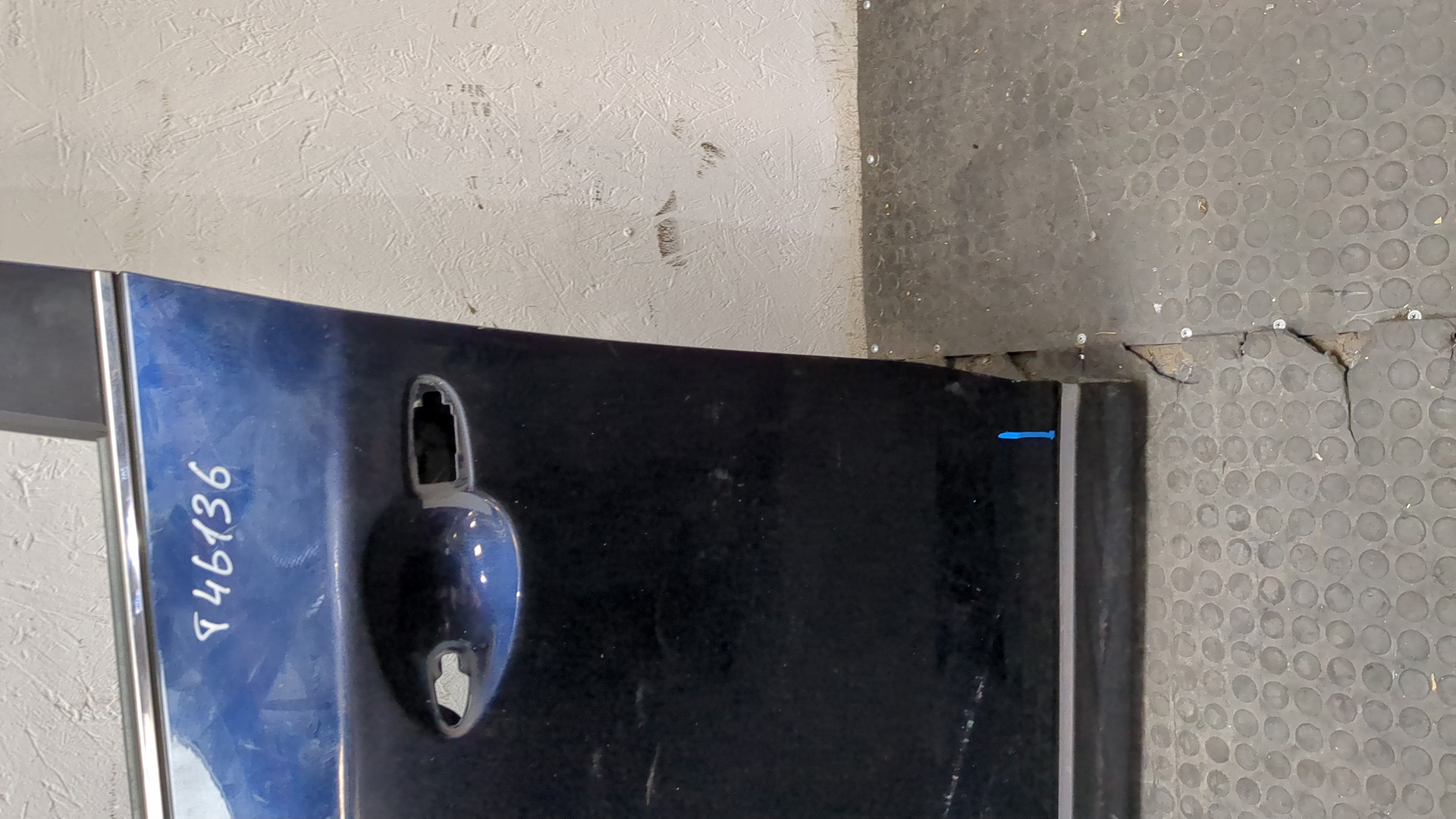 Дверь передняя левая