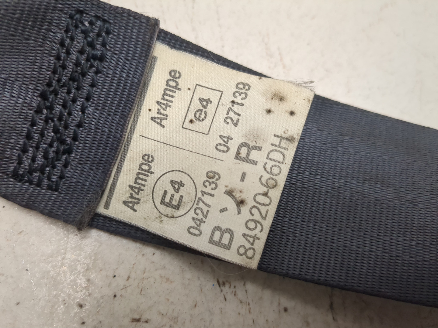 Ремень безопасности