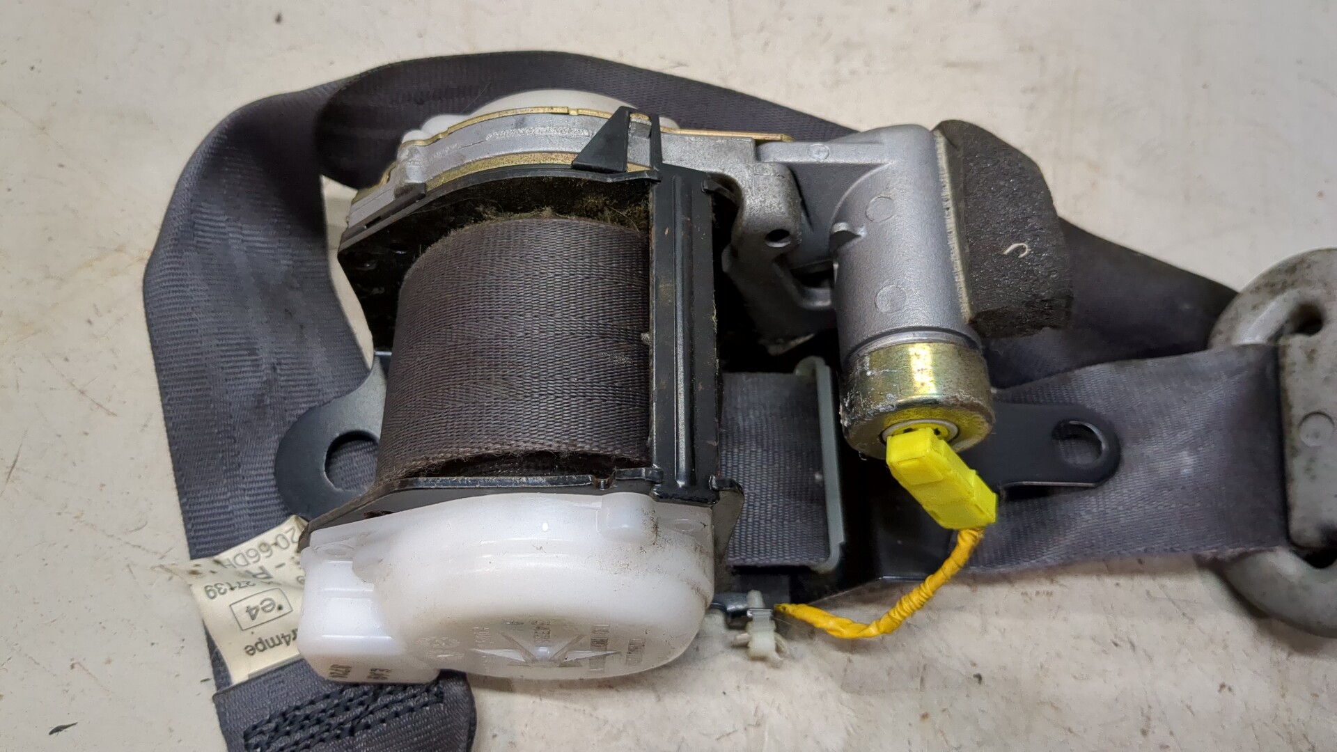 Ремень безопасности