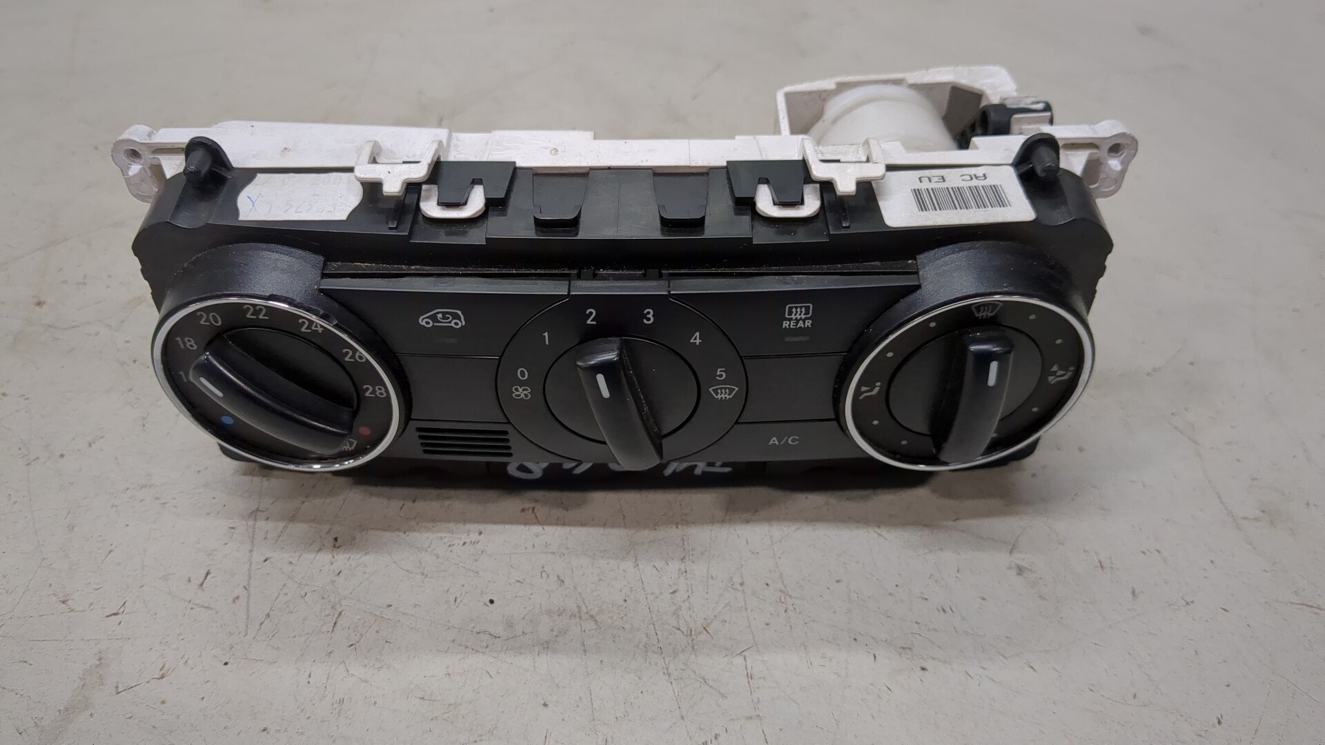 Переключатель отопителя