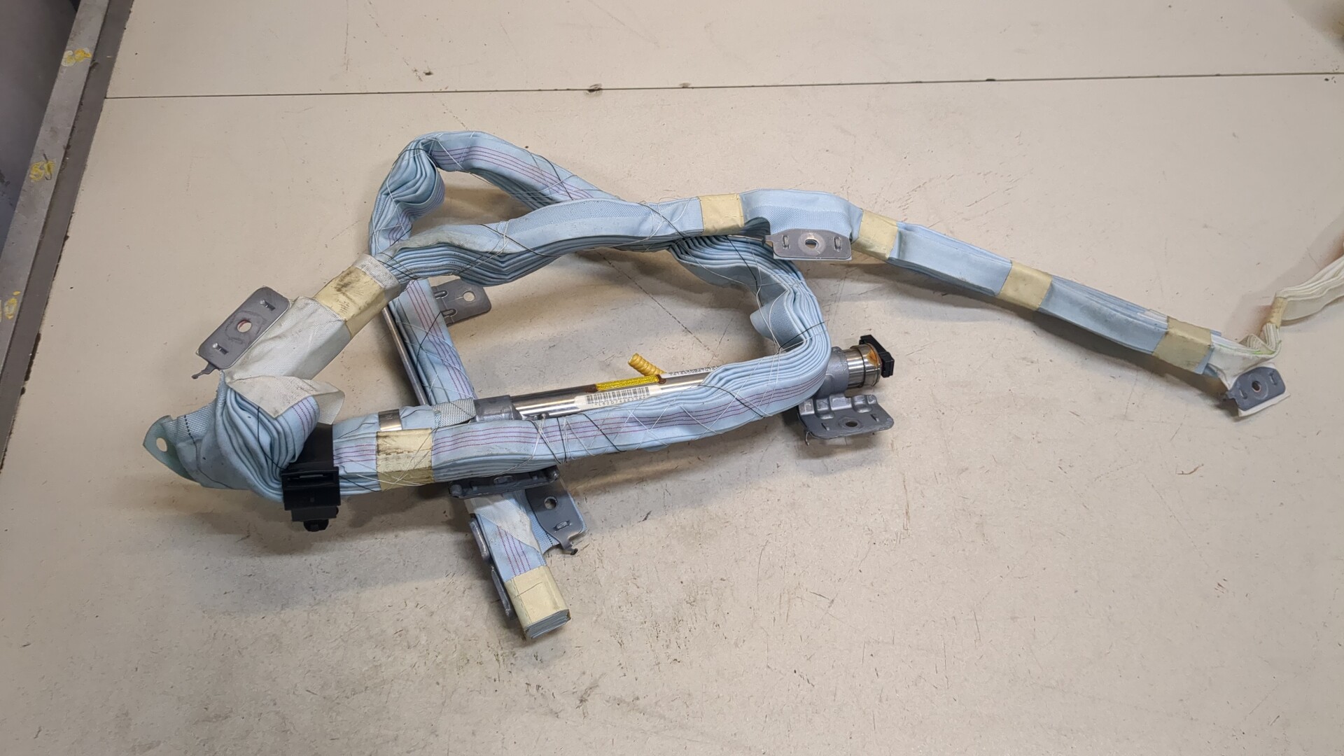 Подушка безопасности боковая (шторка)