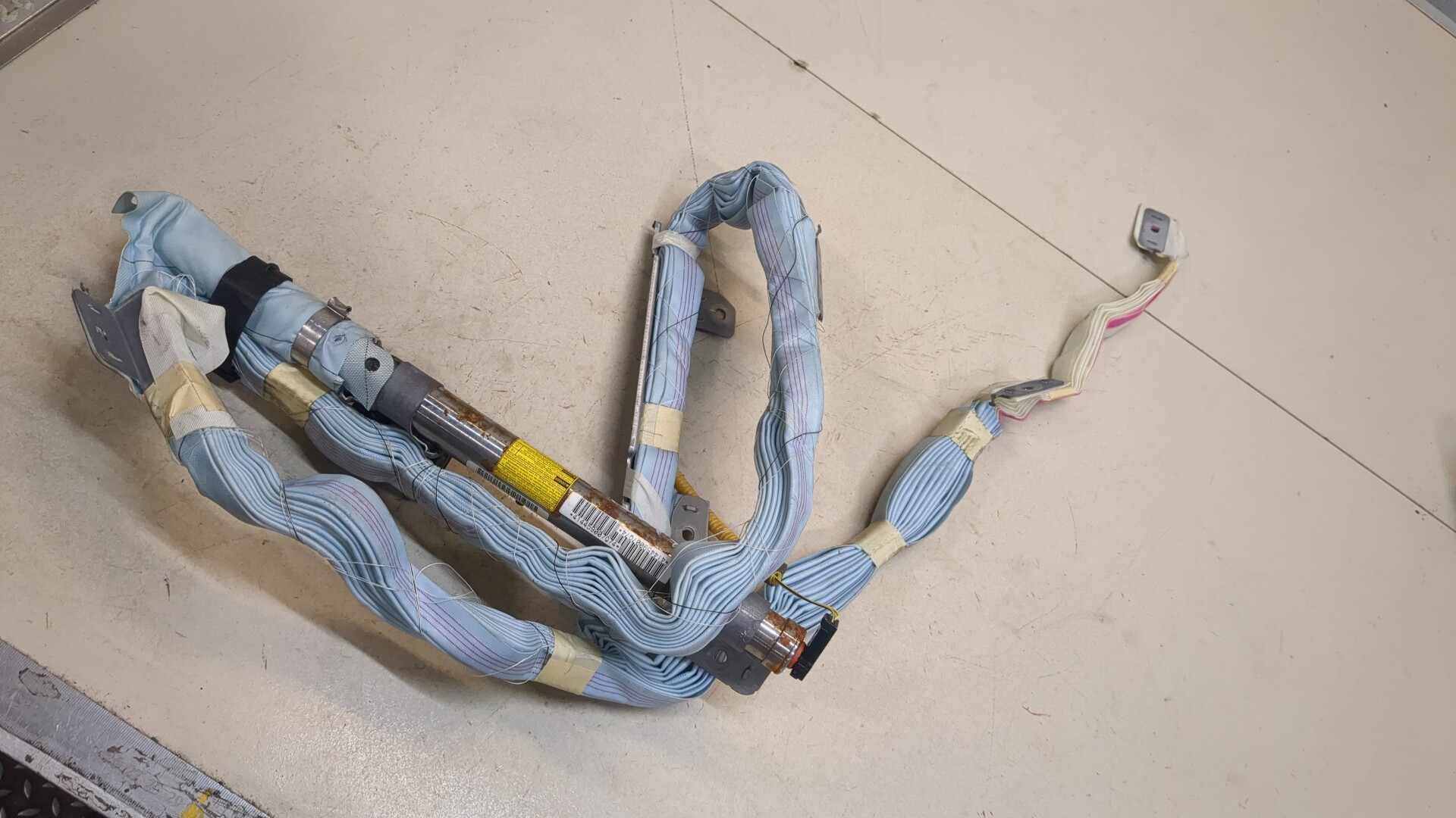 Подушка безопасности боковая (шторка)