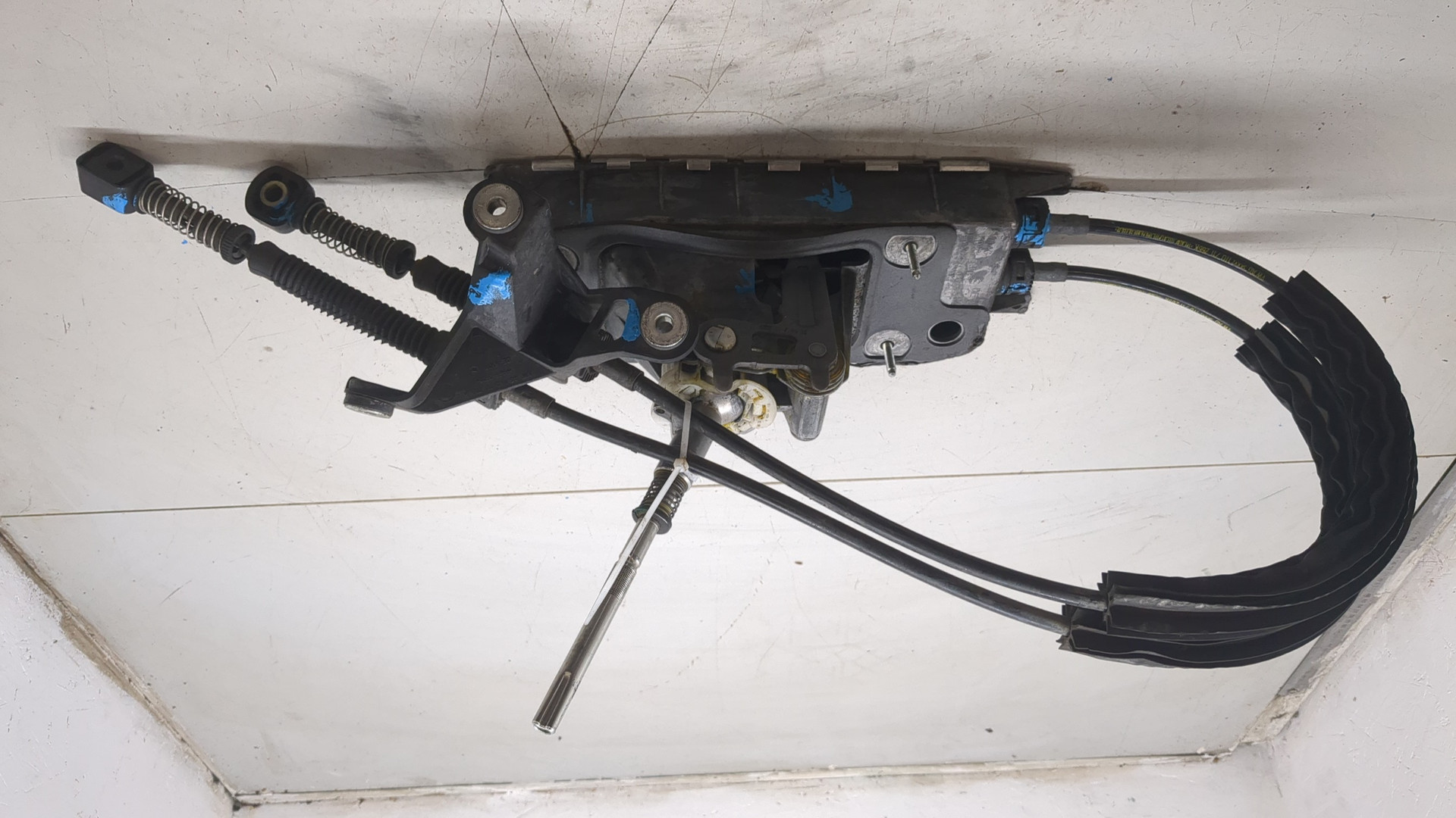 Кулиса МКПП / АКПП