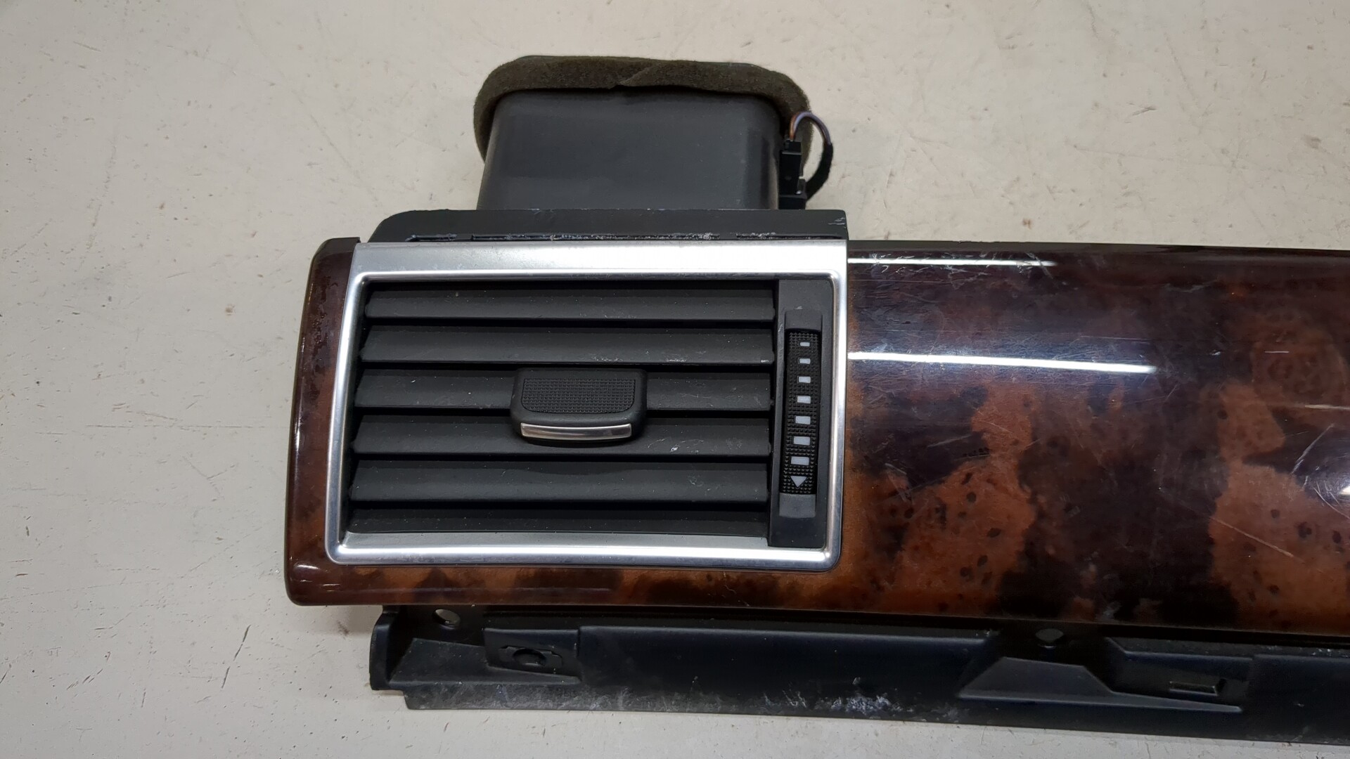 Дефлектор воздушный