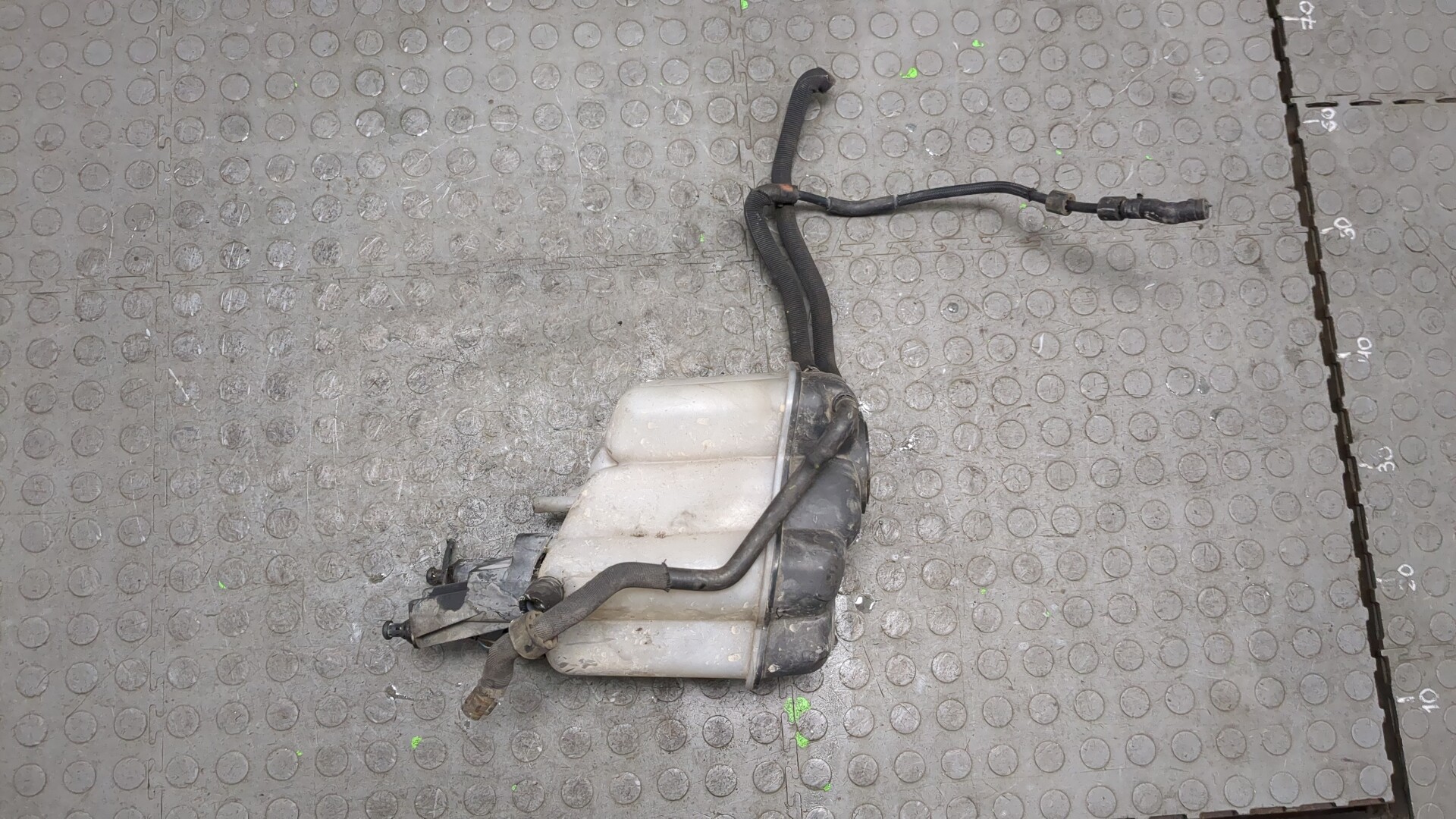 Бачок расширительный