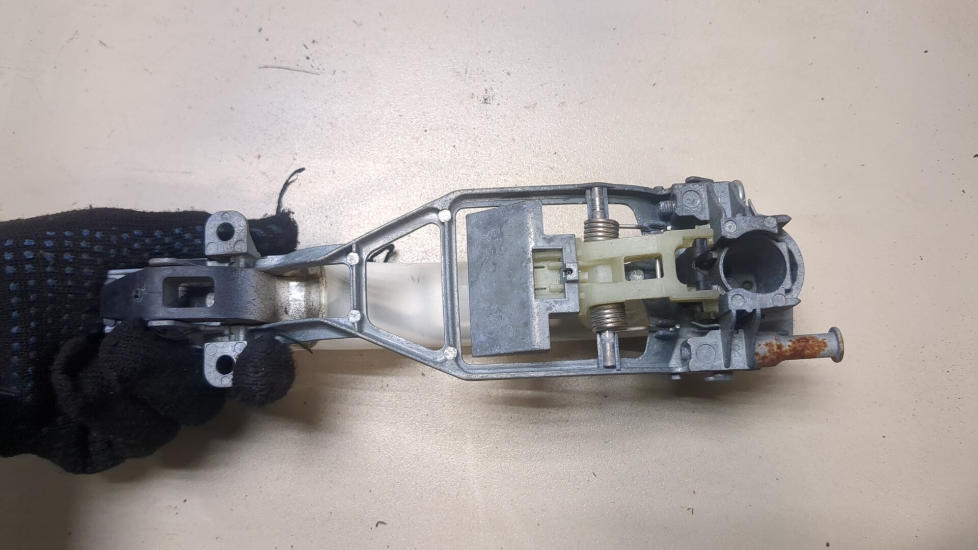 Ручка двери наружная