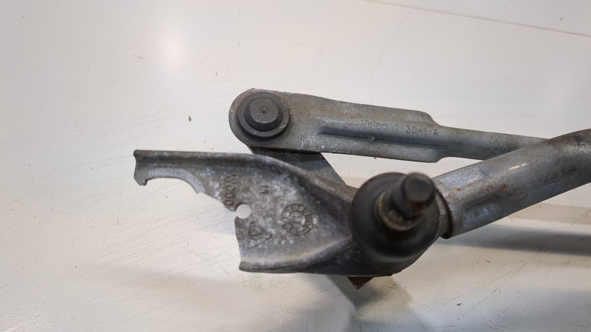 Трапеция стеклоочистителей