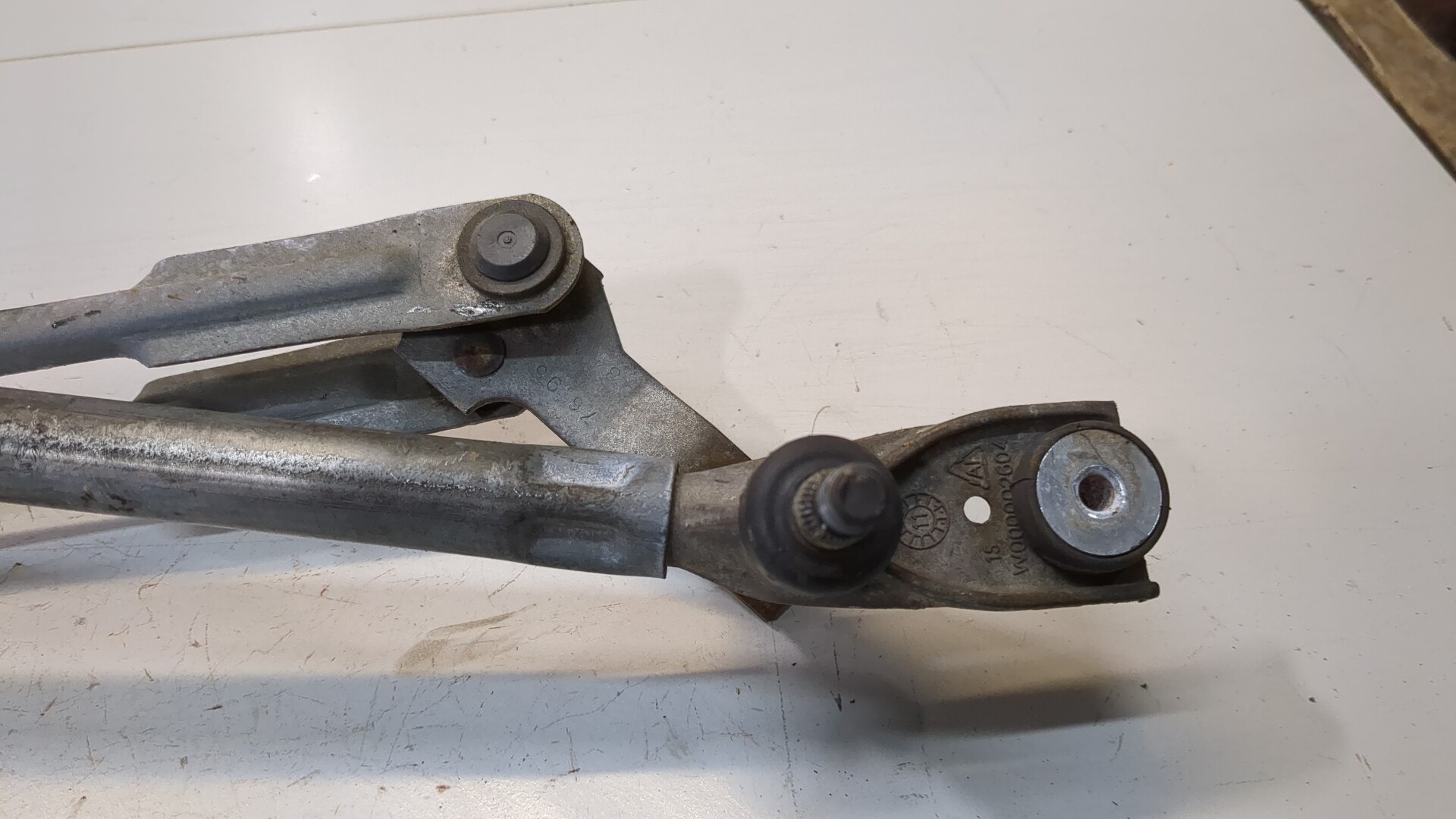 Трапеция стеклоочистителей