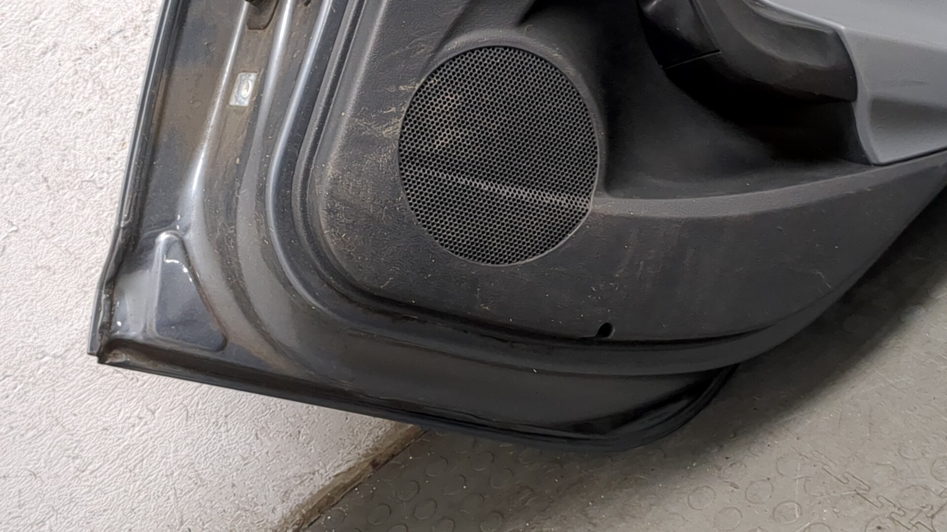 Дверь задняя правая