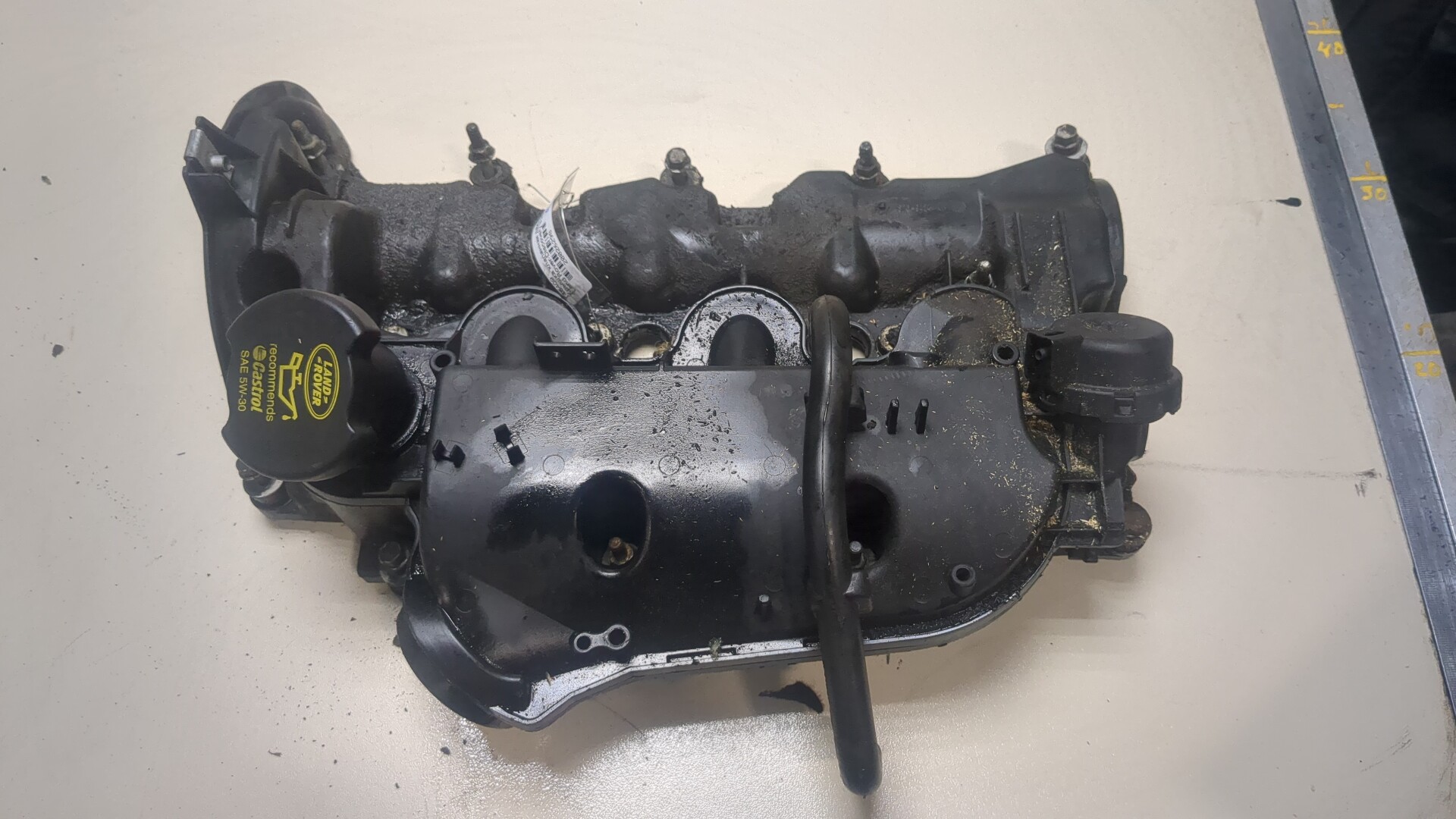 Крышка клапанная ГБЦ