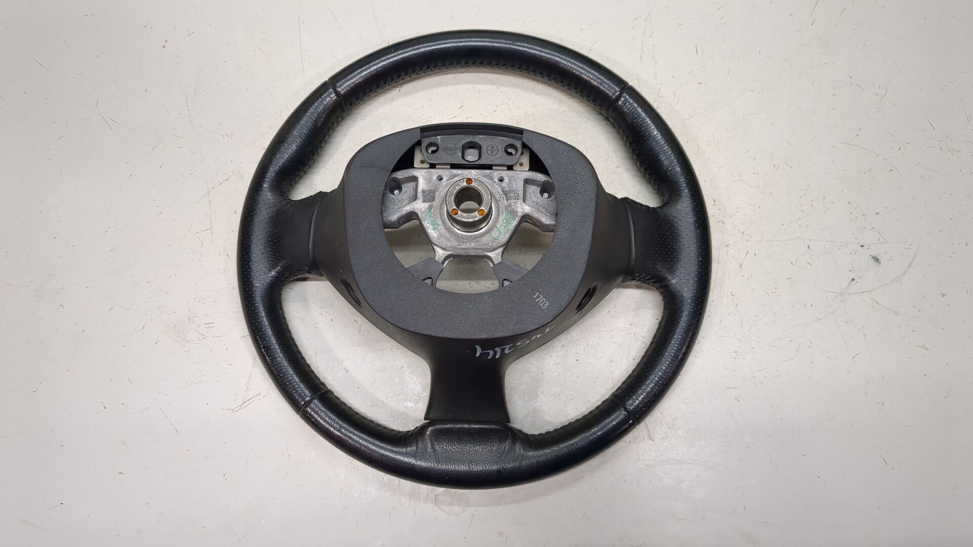 Рулевое колесо (руль)