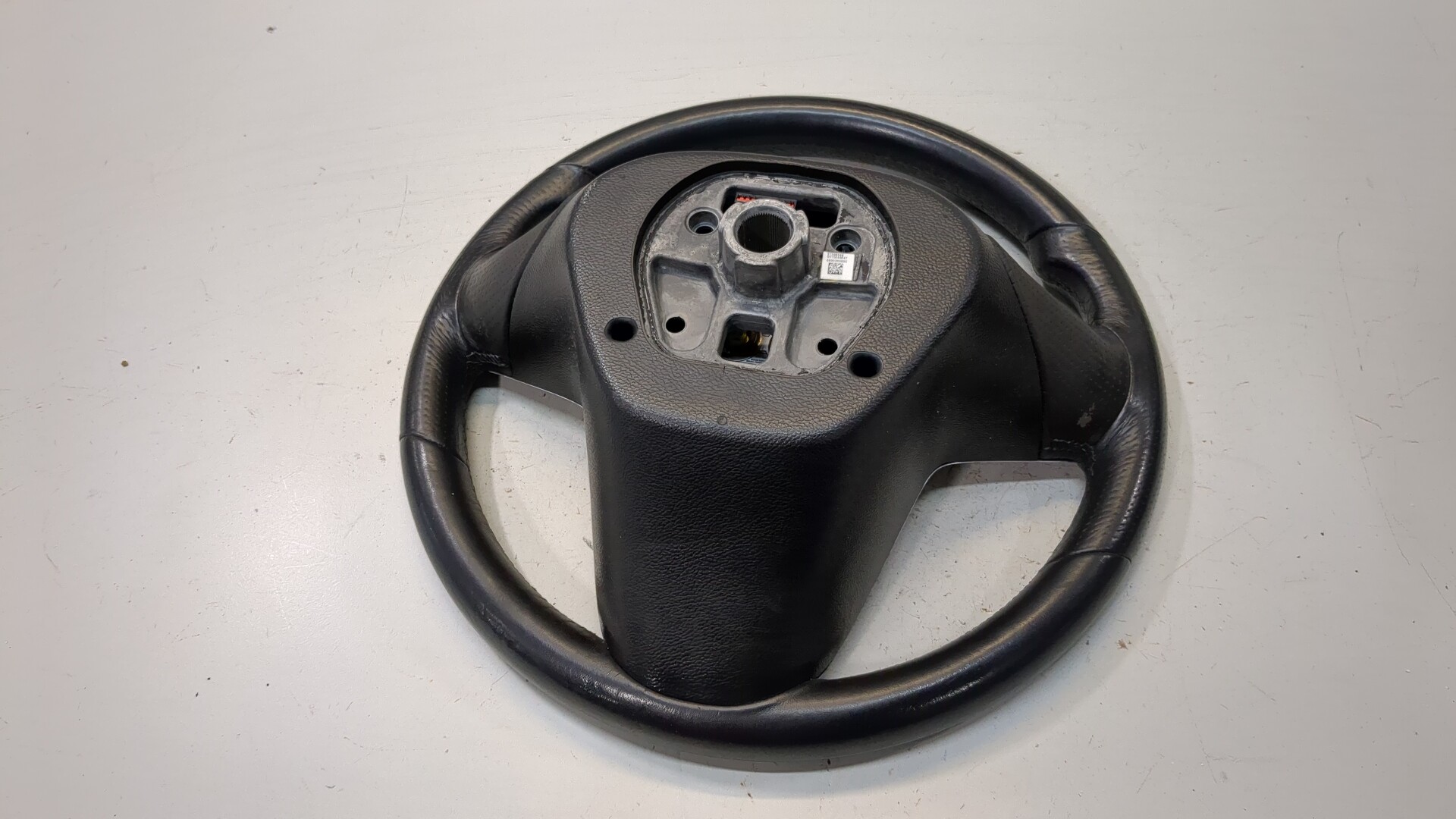 Рулевое колесо (руль)