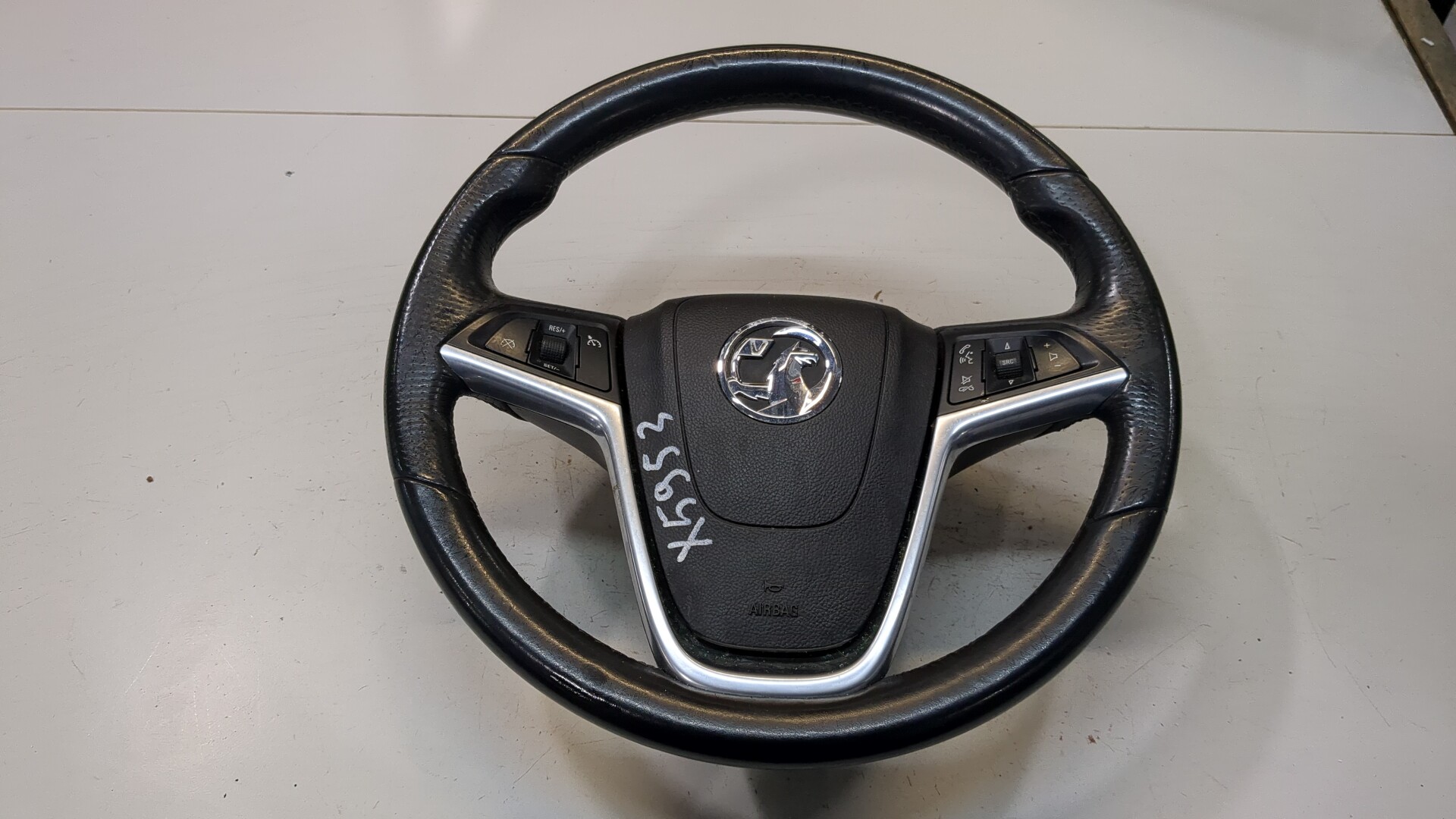 Рулевое колесо (руль)