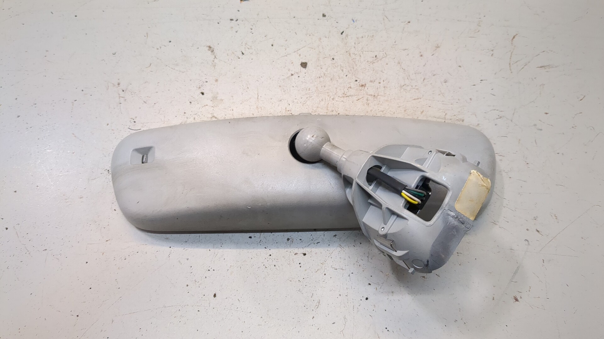 Зеркало заднего вида