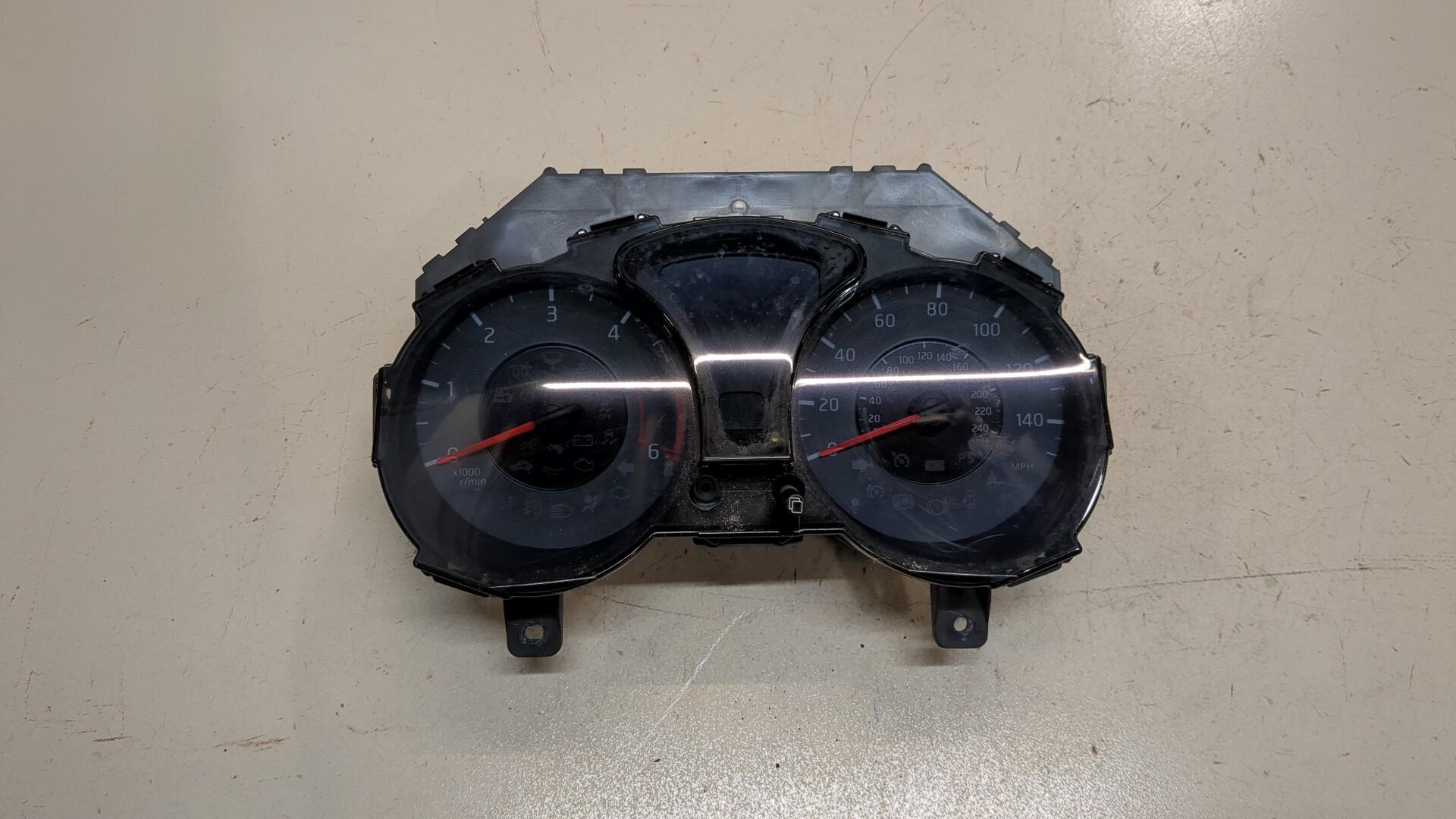 Панель приборов