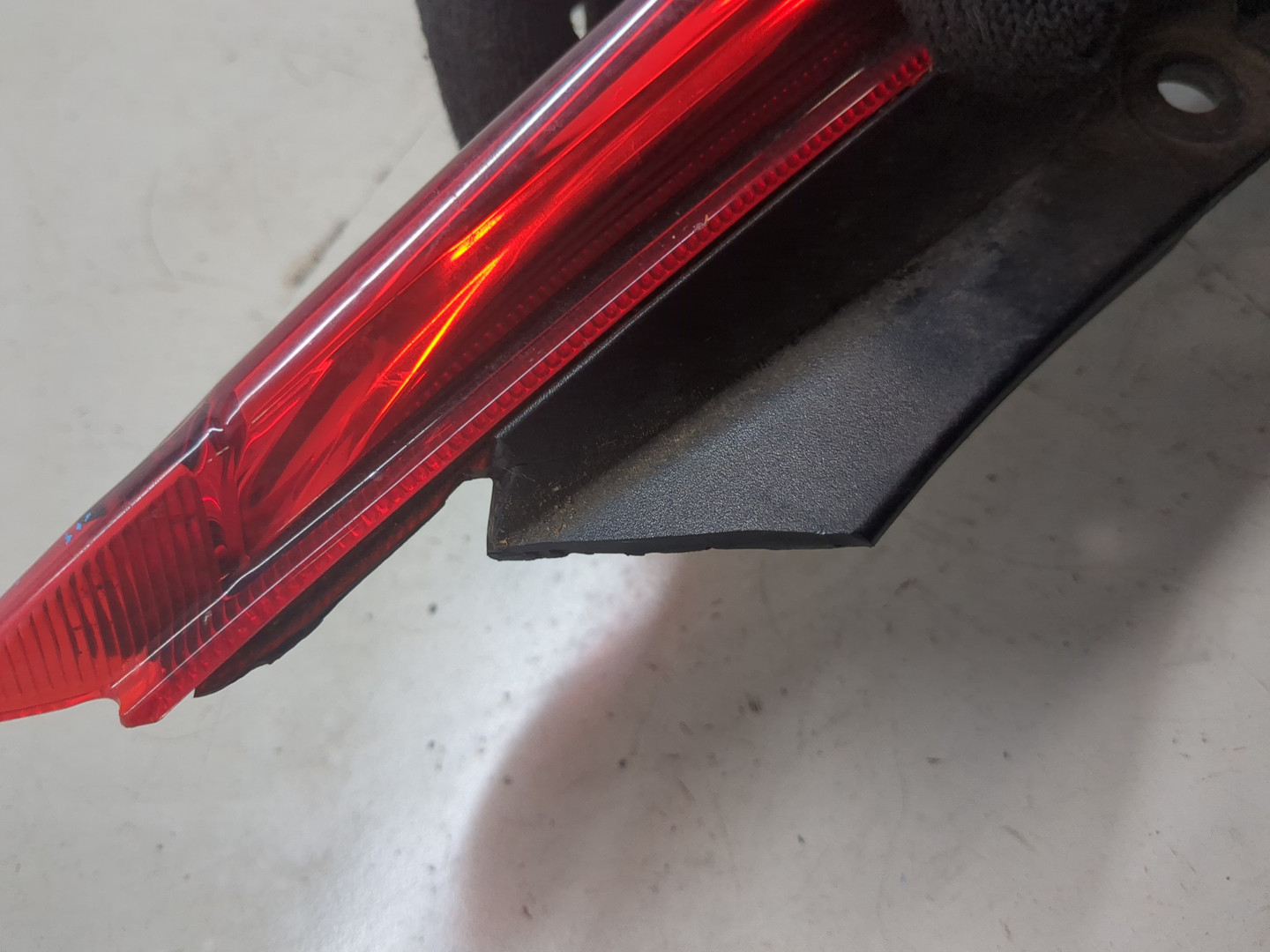 Фонарь задний правый