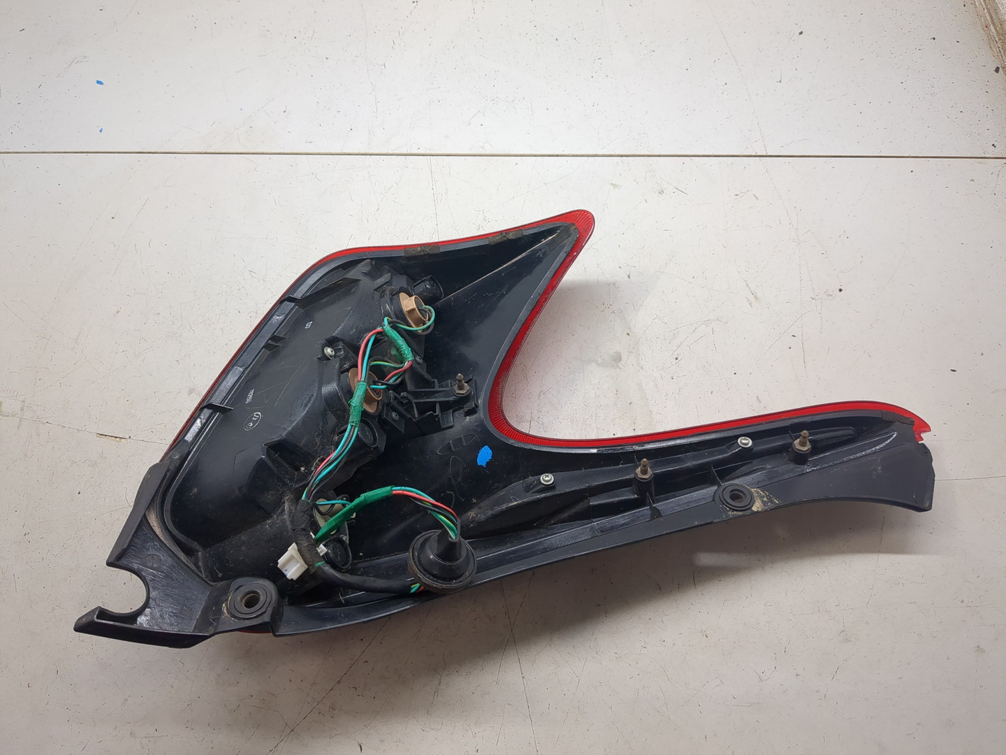 Фонарь задний правый