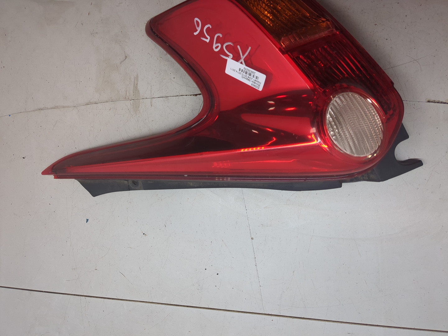 Фонарь задний правый