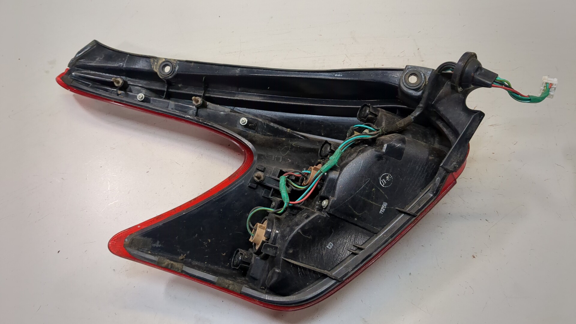 Фонарь задний правый