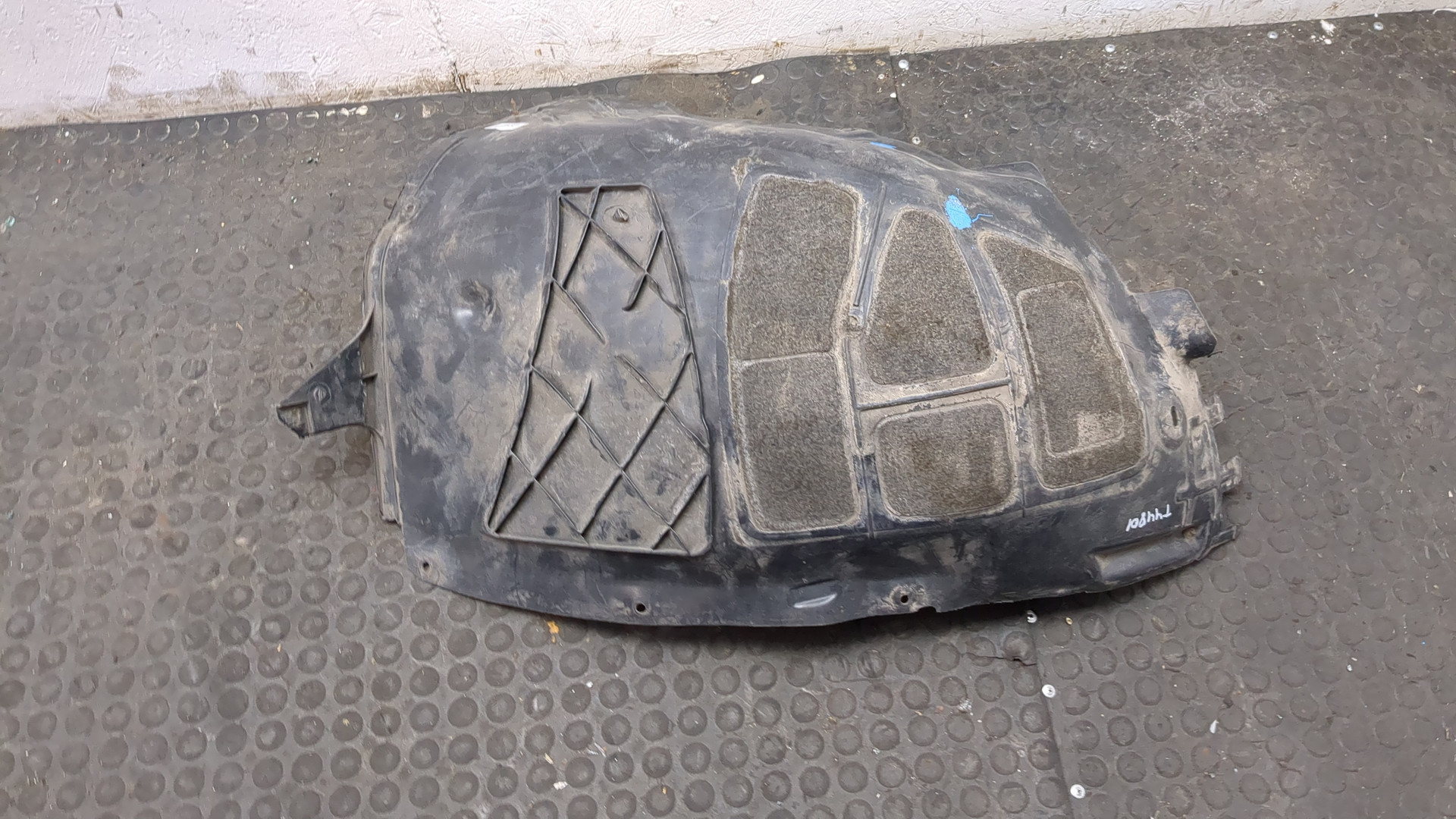 Локер передний левый