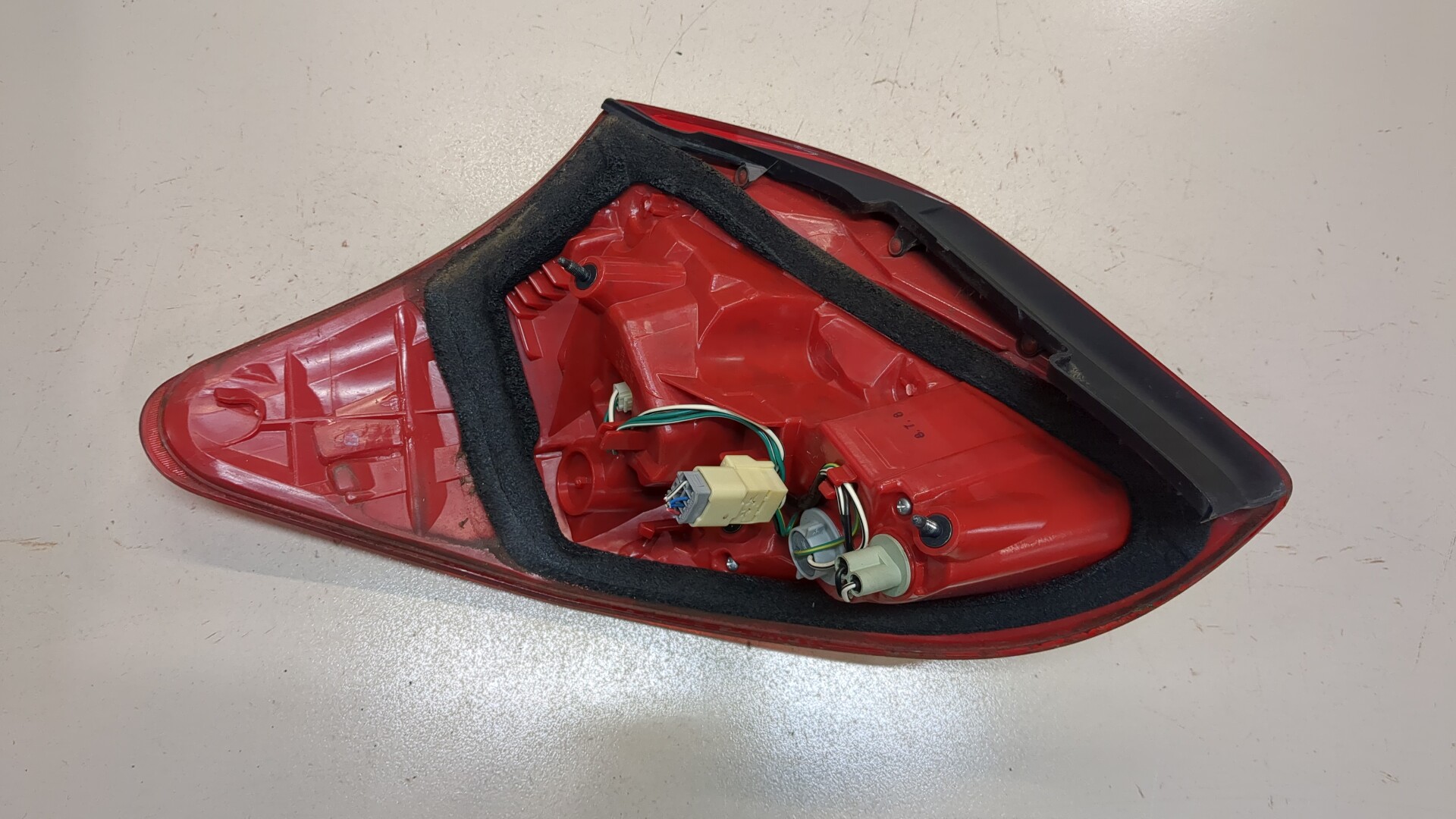 Фонарь задний правый