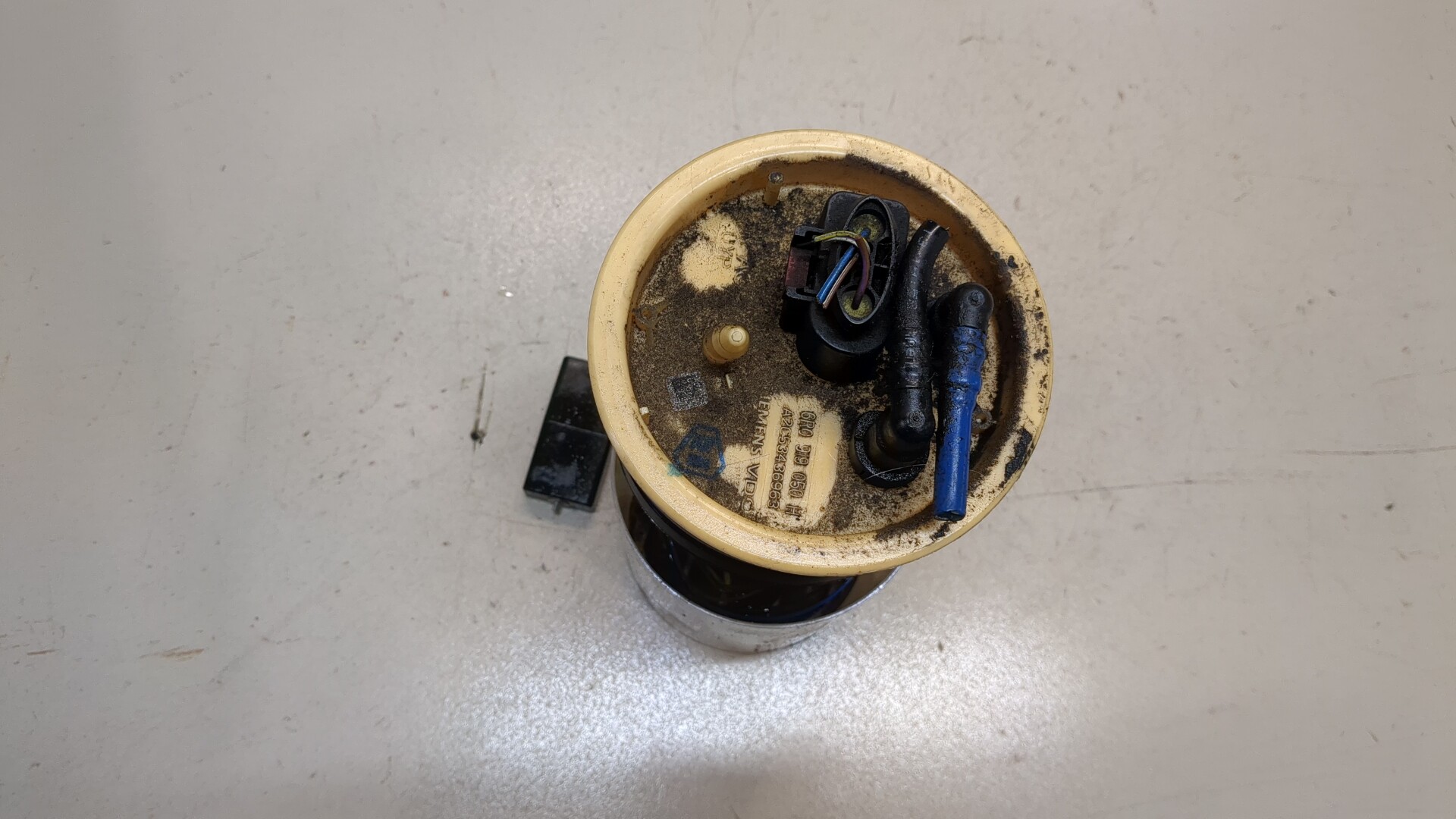 Насос топливный электрический