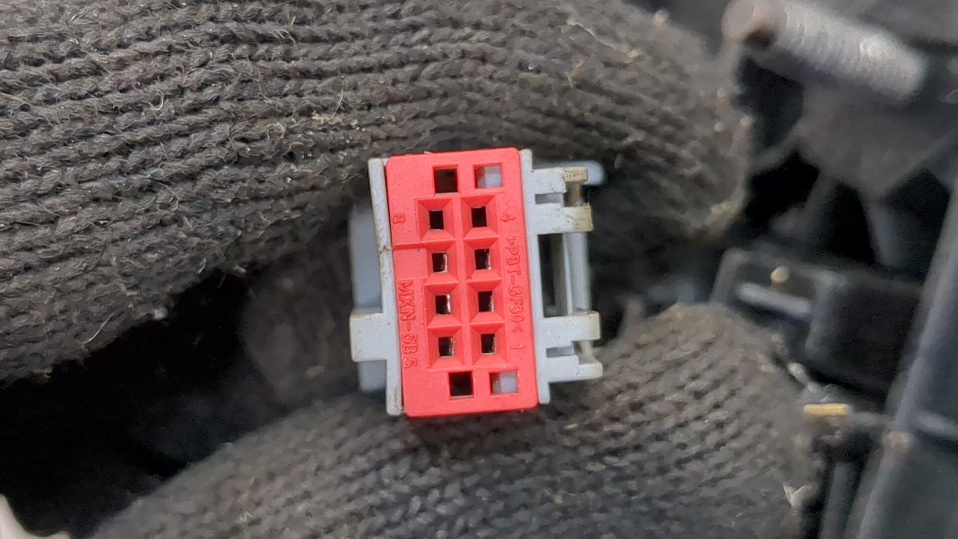 Зеркало правое электрическое