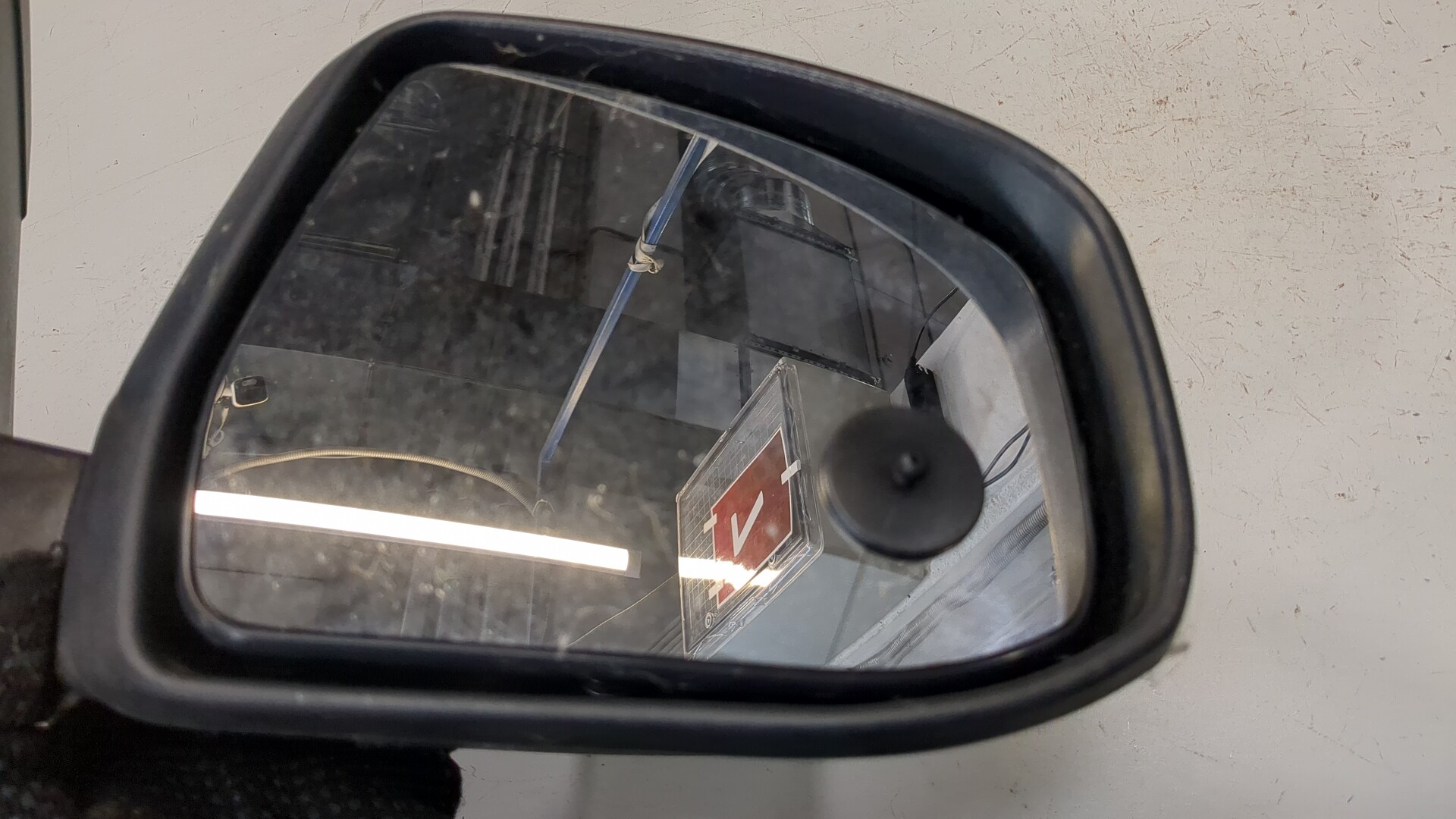 Зеркало правое электрическое