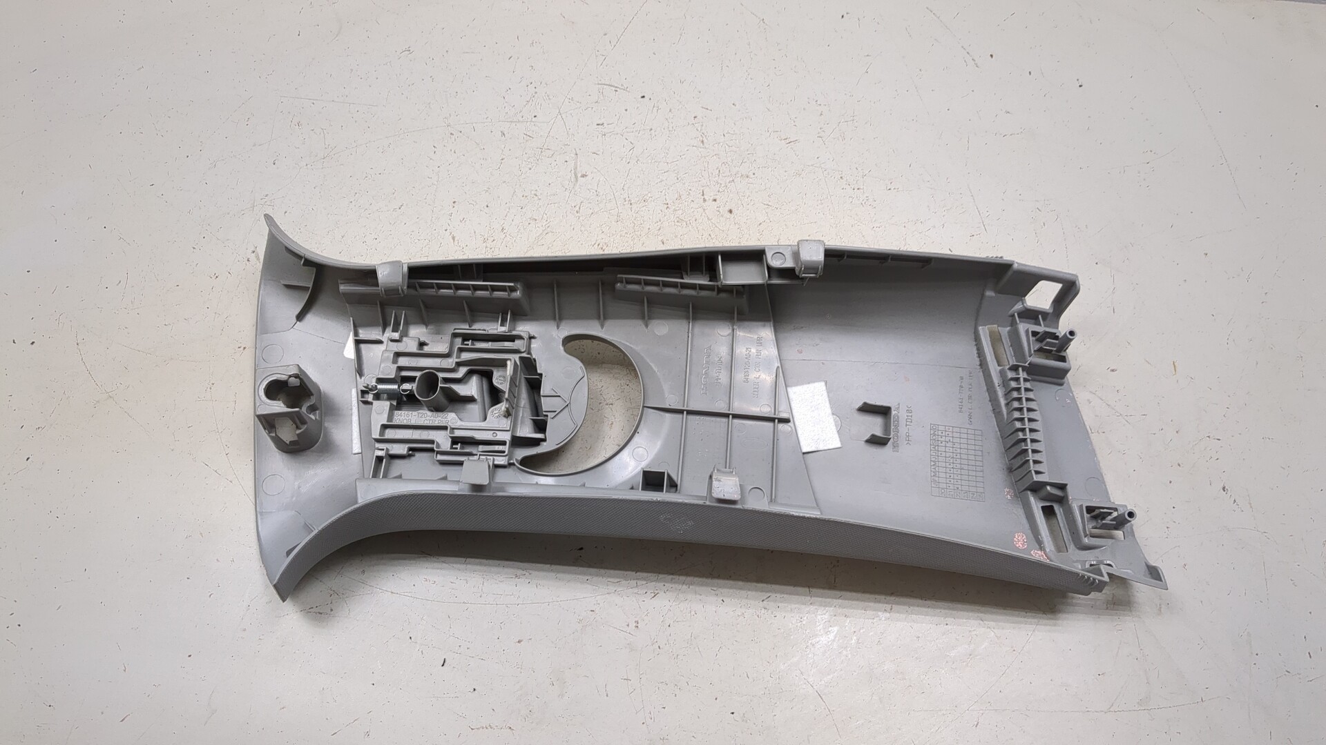 Обшивка стойки