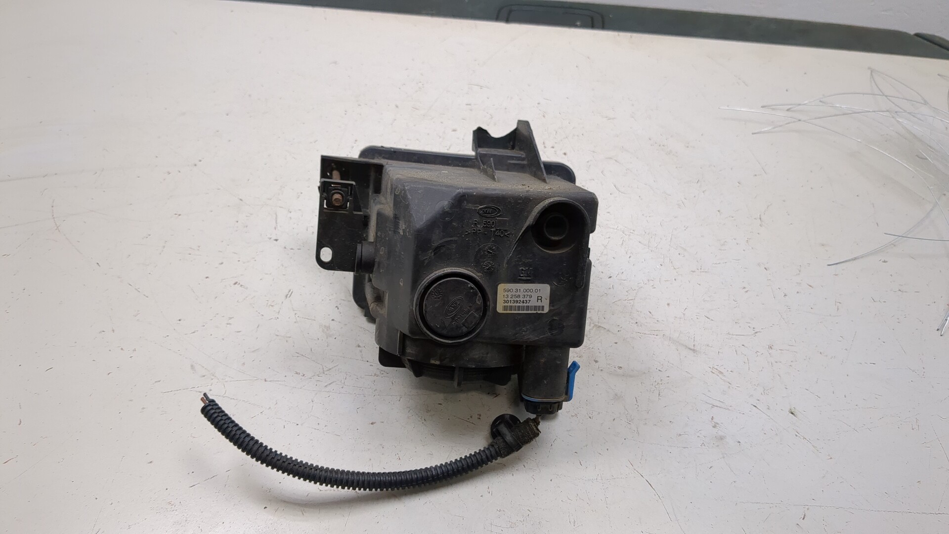 Фара противотуманная правая