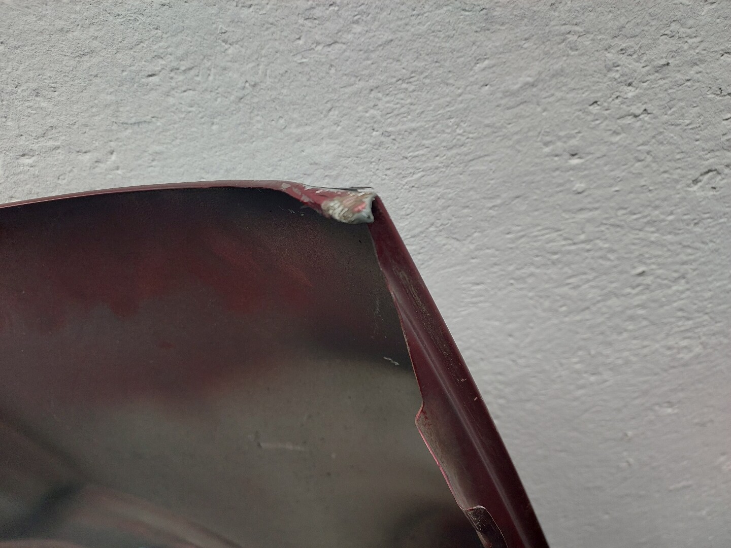 Крыло переднее правое