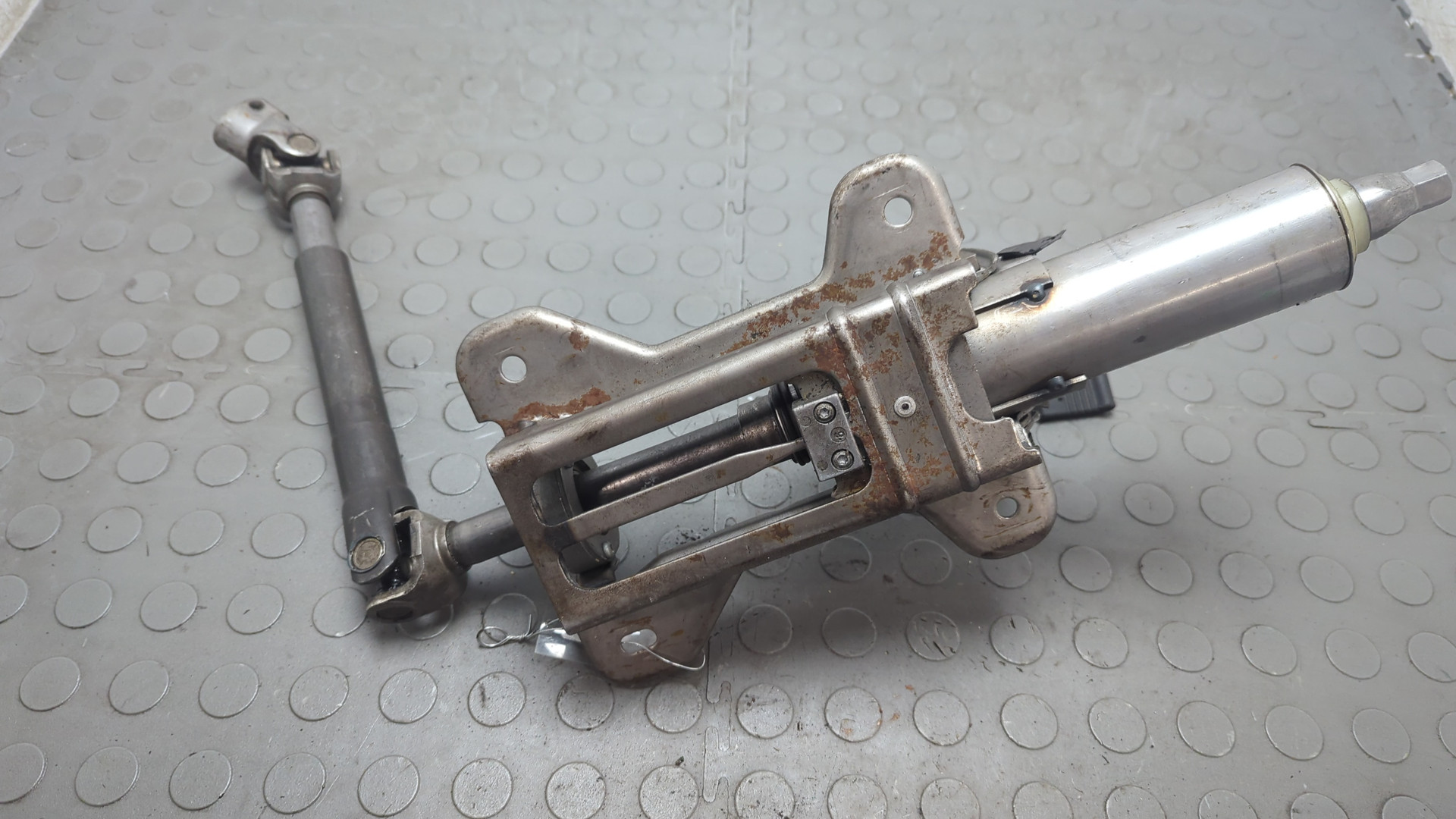 Колонка рулевая