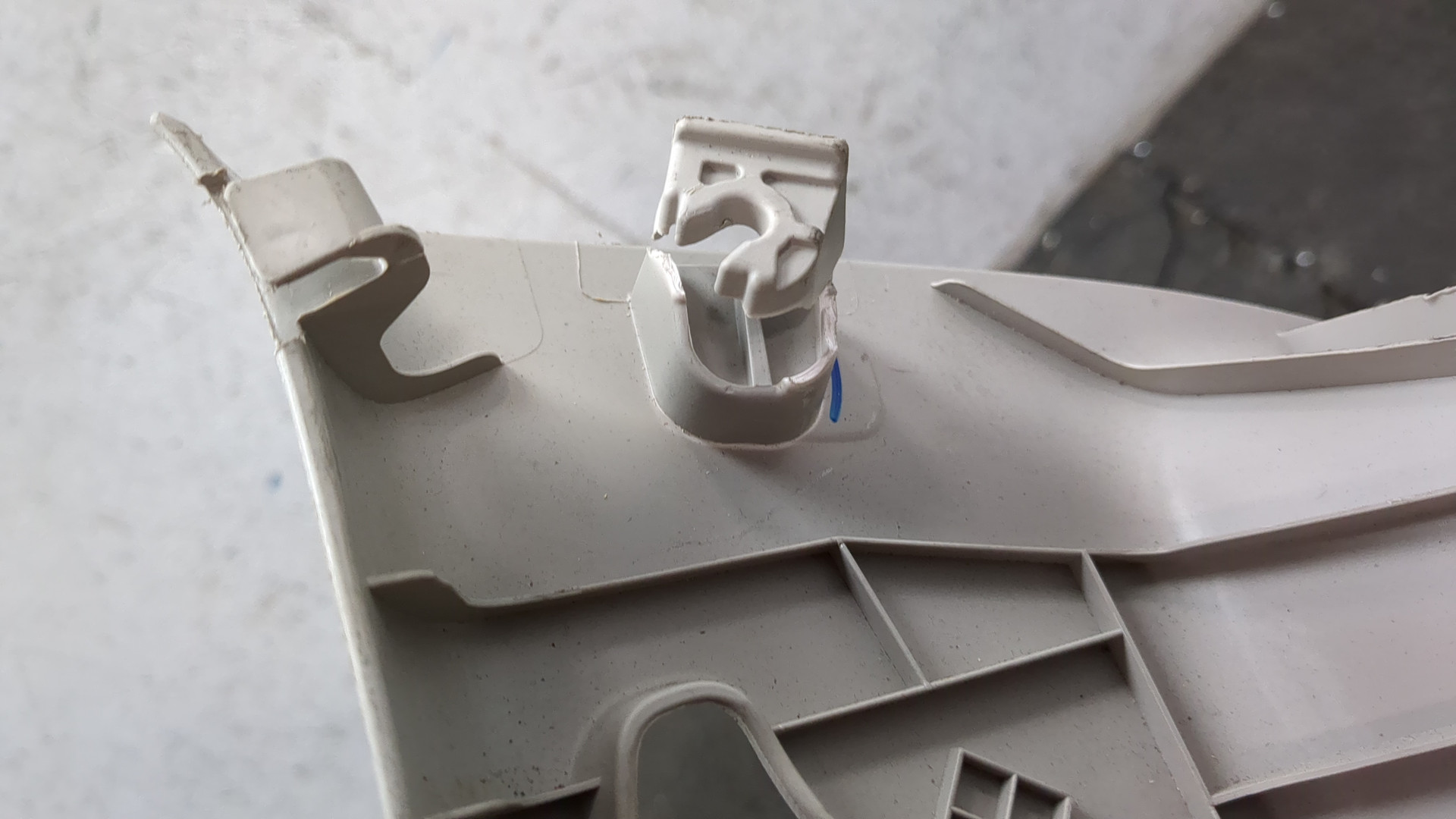 Обшивка багажника