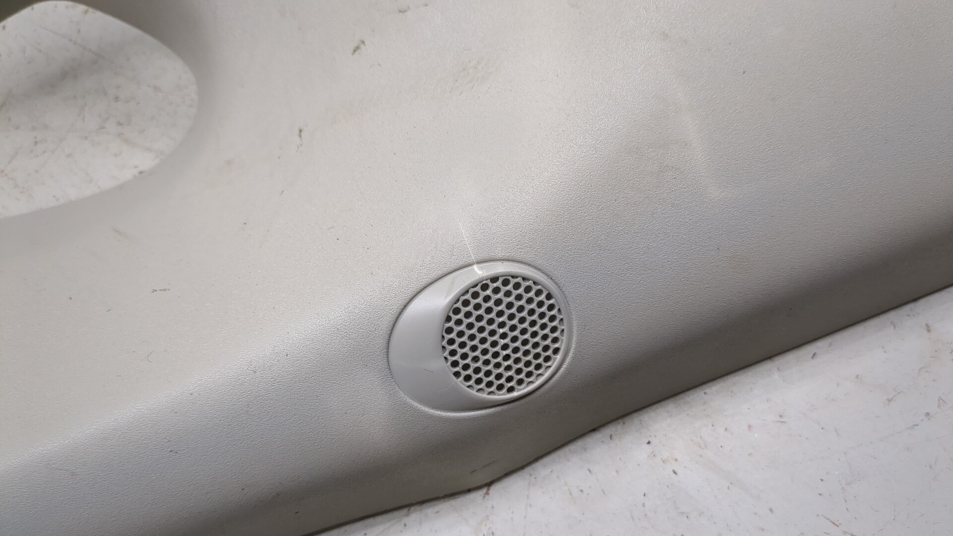 Обшивка стойки