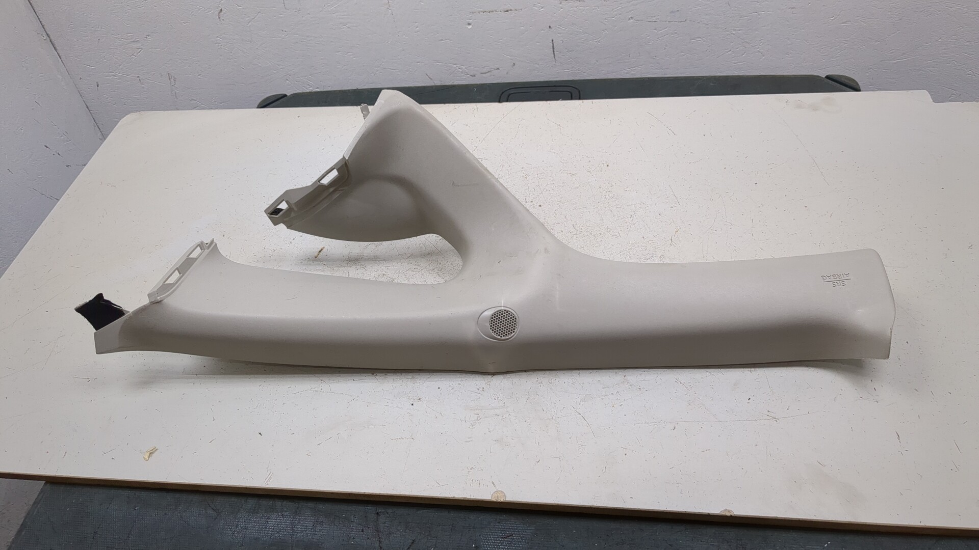 Обшивка стойки