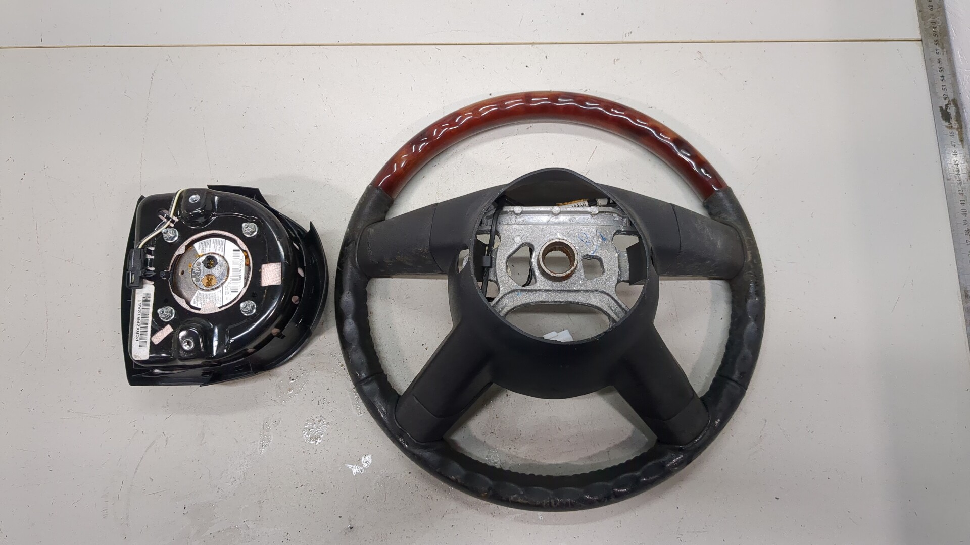 Рулевое колесо (руль)